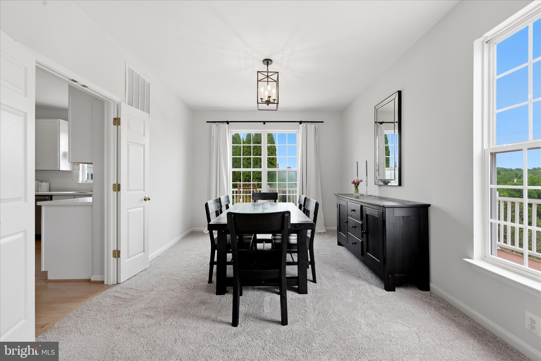 TAYLORSTOWN - Residential