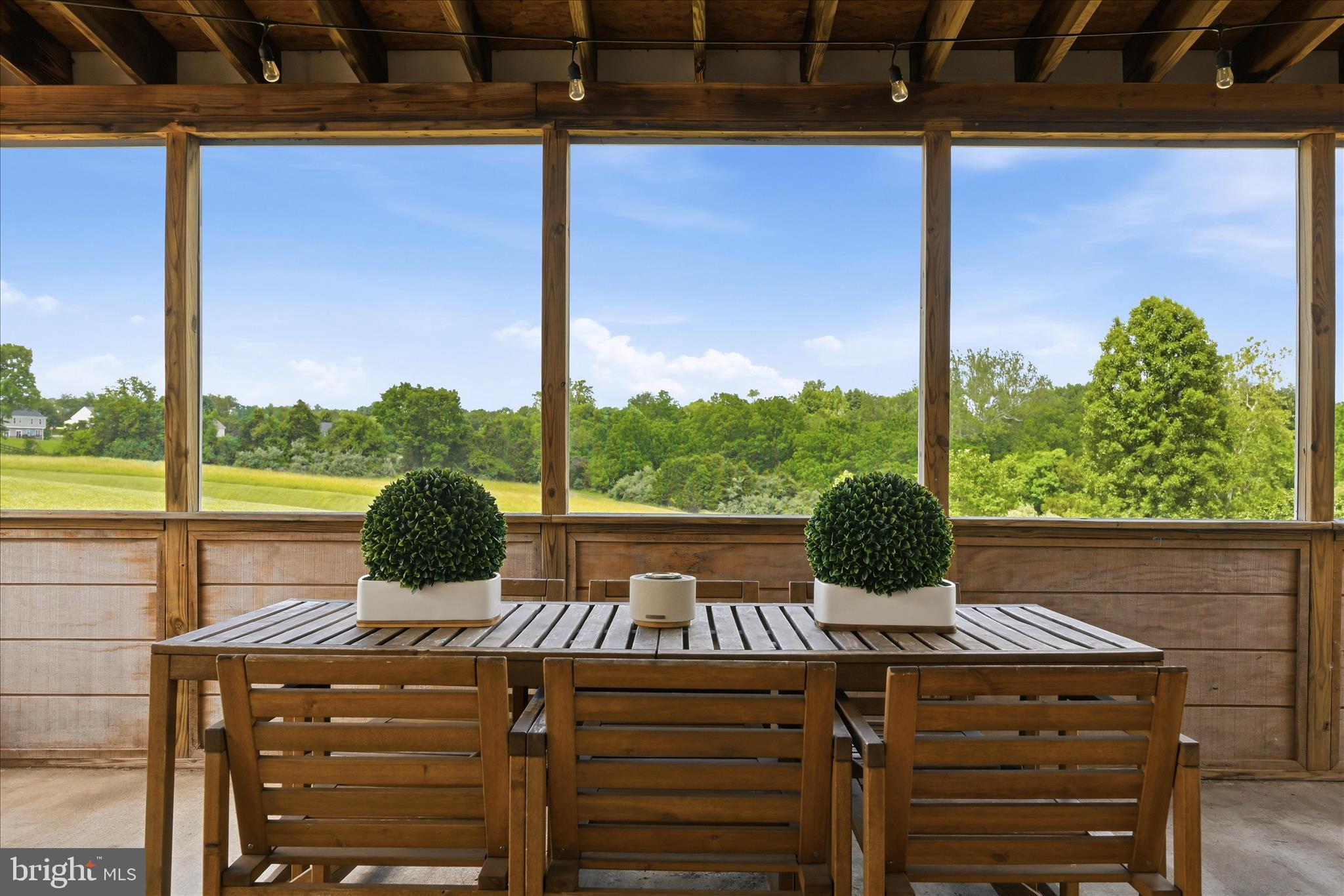 TAYLORSTOWN - Residential