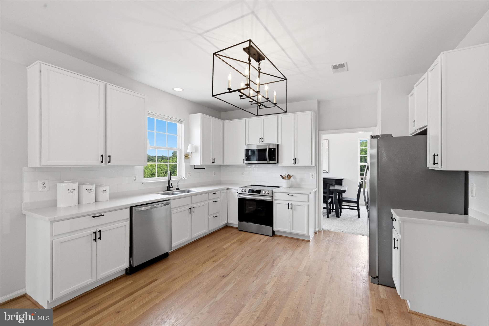 TAYLORSTOWN - Residential