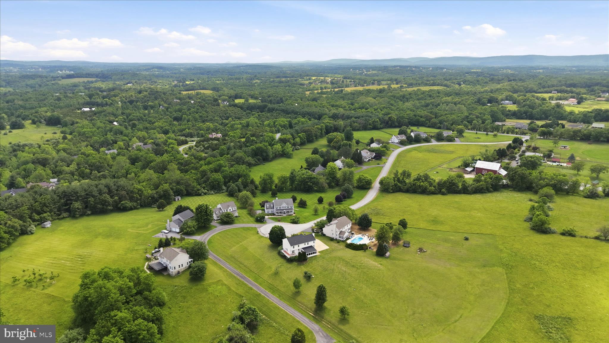 TAYLORSTOWN - Residential