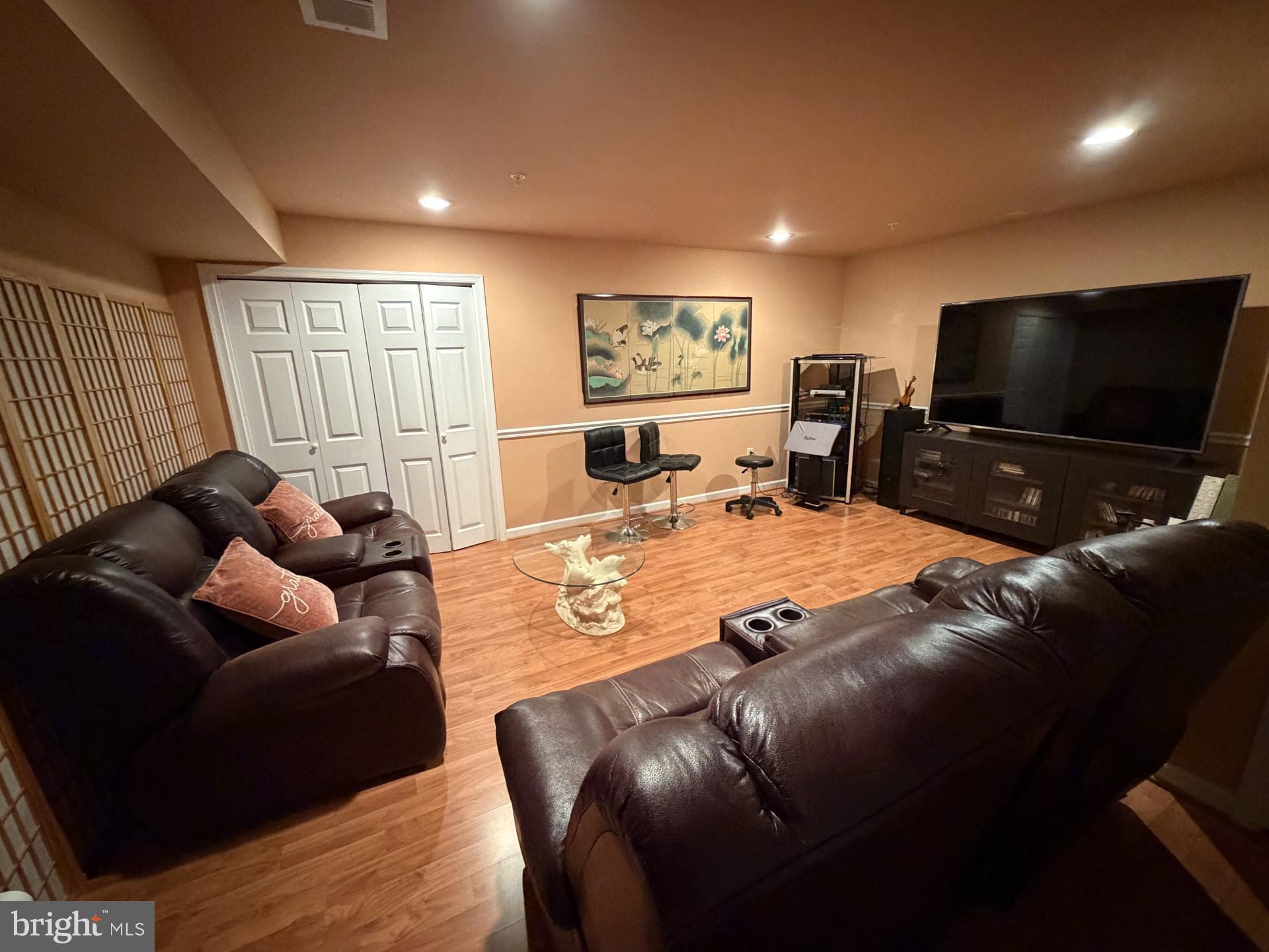 CLARKSBURG - Residential