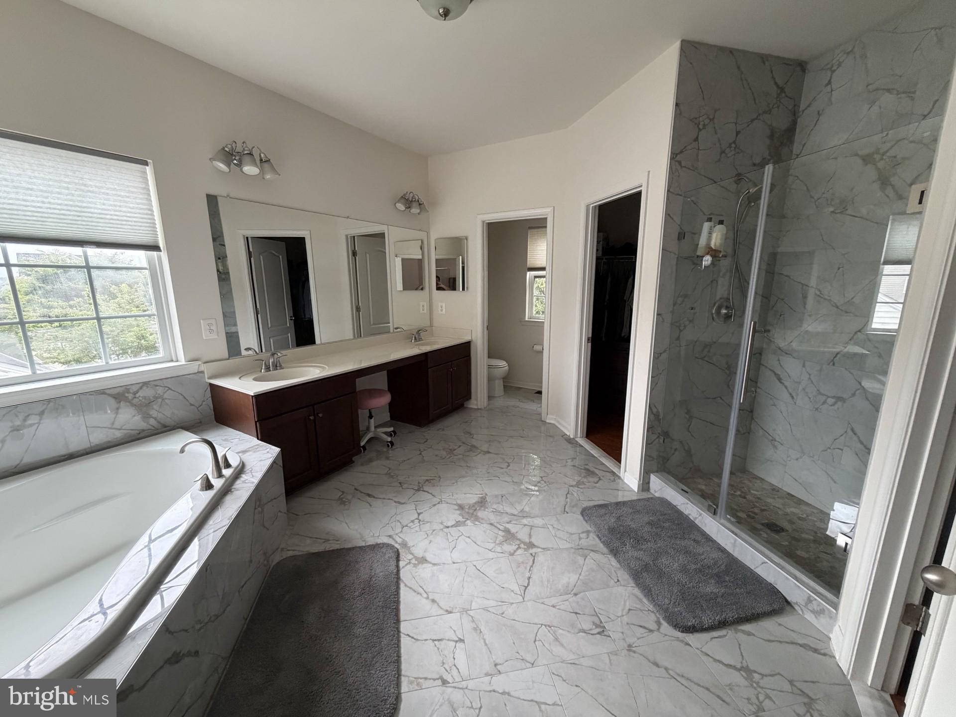 CLARKSBURG - Residential