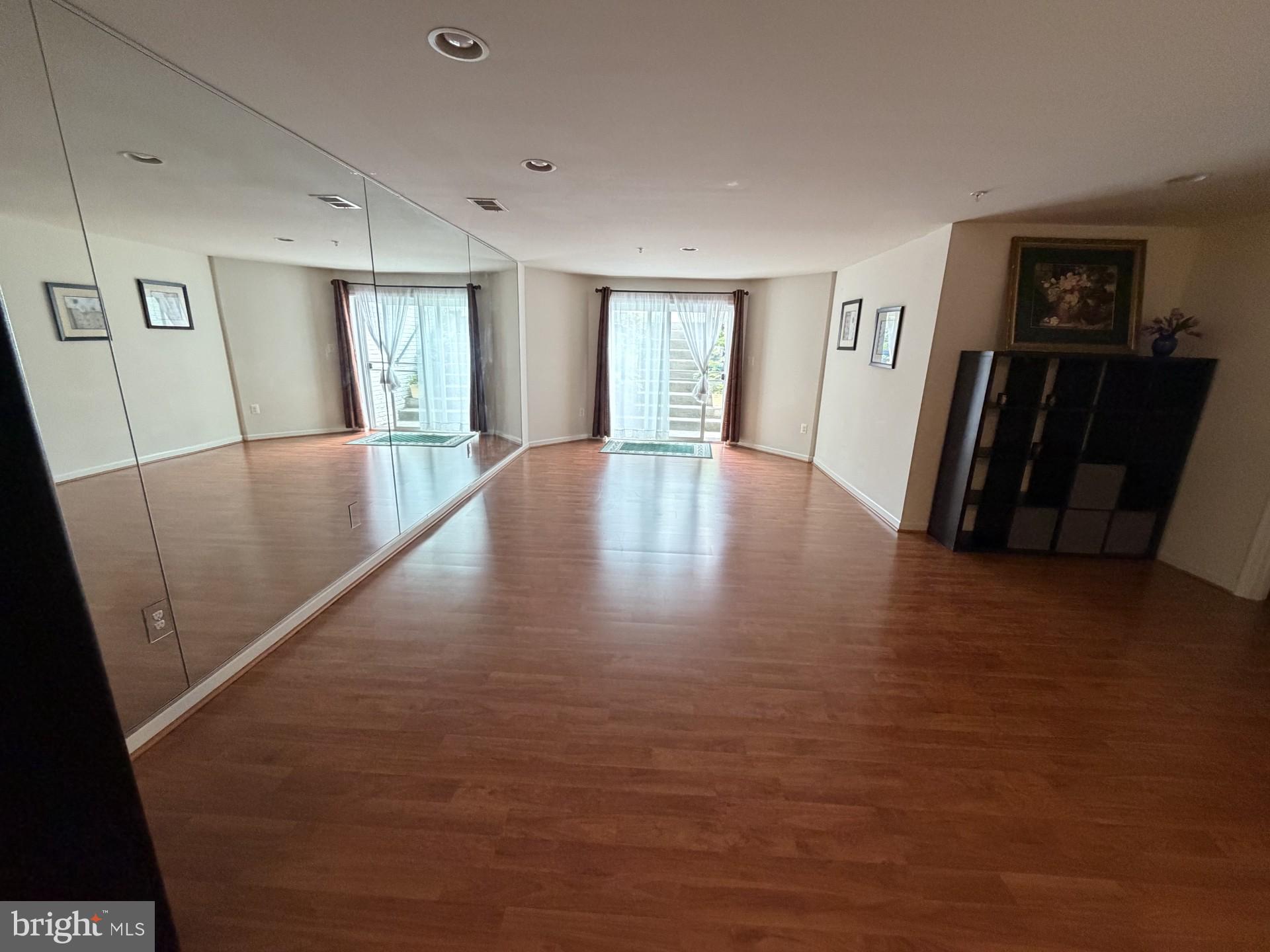CLARKSBURG - Residential