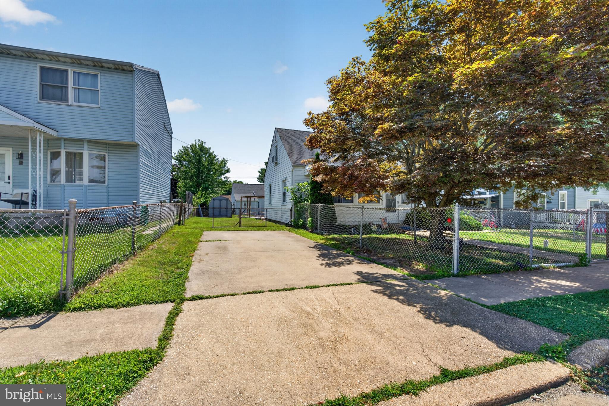 EASTERN TERRACE - Residential