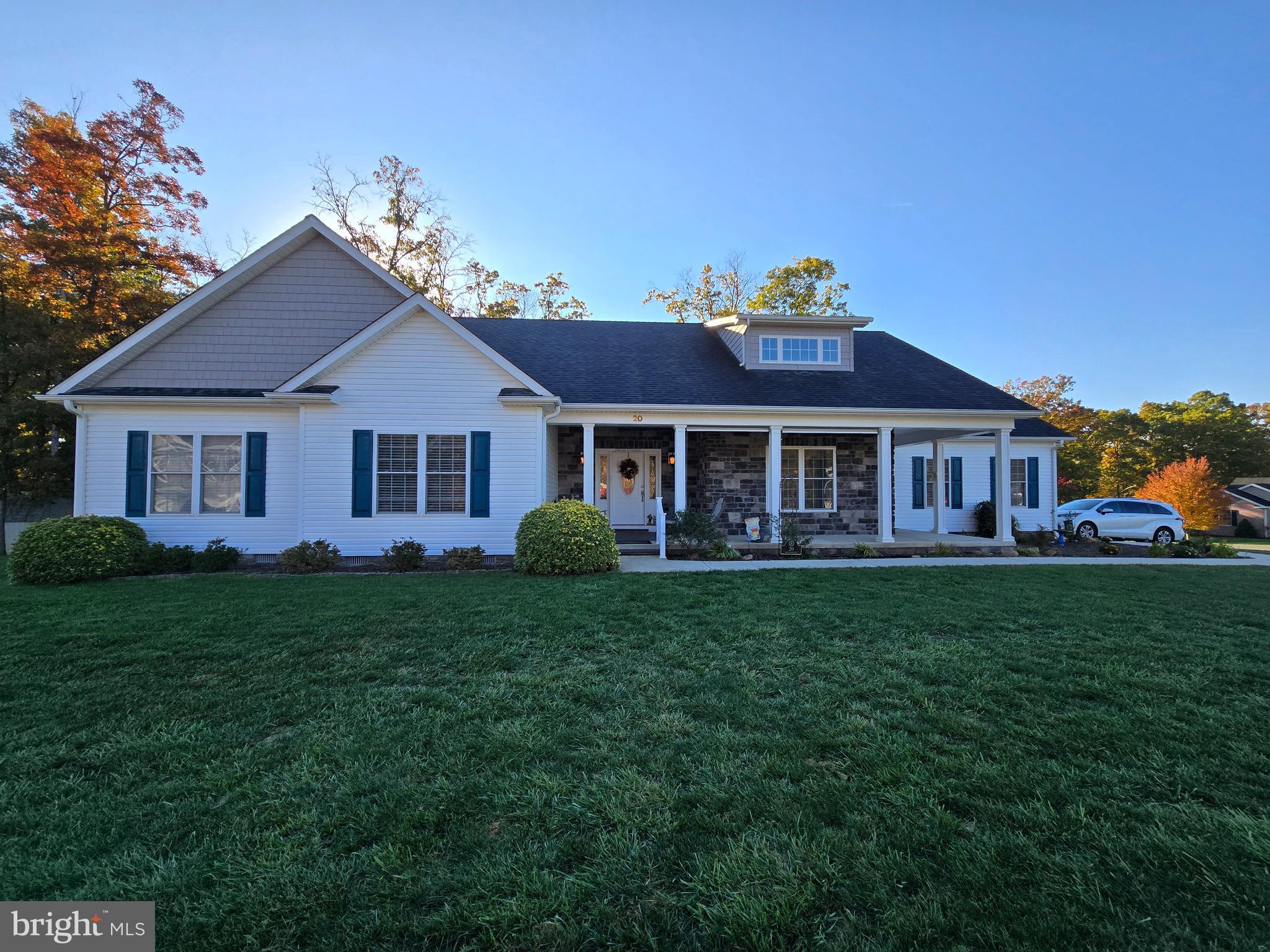 LAKEWOOD - Residential