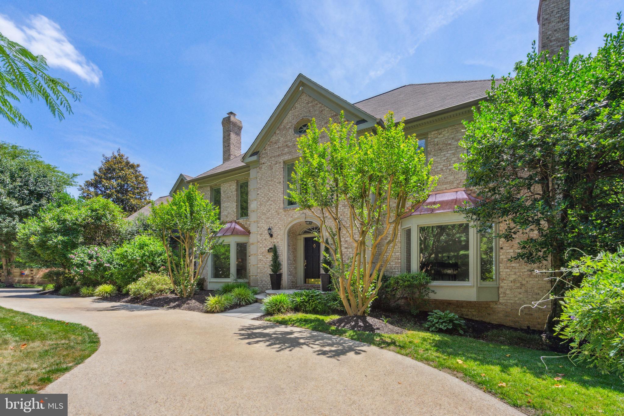 Discover luxury and convenience in this stunning 6,500+ sq. ft. home in Chevy Chase’s esteemed Farmington neighborhood, just minutes from Washington DC and many shops & eateries in downtown Bethesda. 

Perfect for entertaining, this property features a large, sunlit living room with a gas fireplace, a formal dining room, and an expansive cook's kitchen leading to al fresco dining on the deck overlooking the pool. Enjoy a grand foyer with exquisite millwork, a curved staircase, and an oak-paneled office. 

The home boasts ample parking with a 3-car garage and a circular driveway for 10 cars. The family room offers a dramatic stone fireplace and a vaulted ceiling, while the primary suite includes a sitting room and luxurious bath. Additional amenities include a covered entryway, an irrigation system, inground pool complete with a waterslide, oak panelled office and a mirrored gym area.

Set on a glorious half-acre, this residence is the epitome of elegance, making it an ideal setting for lavish gatherings and comfortable living in one of Chevy Chase's most prestigious locales.