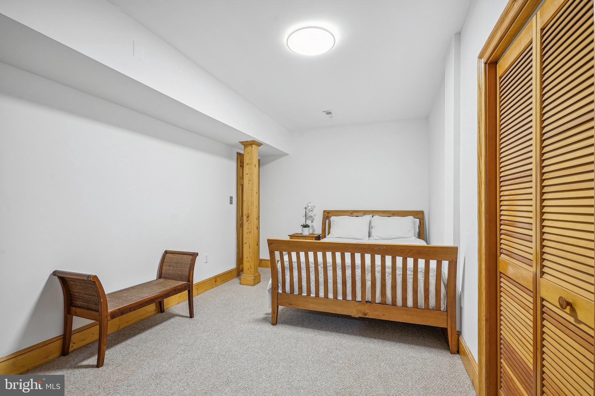 FARMINGTON - Residential