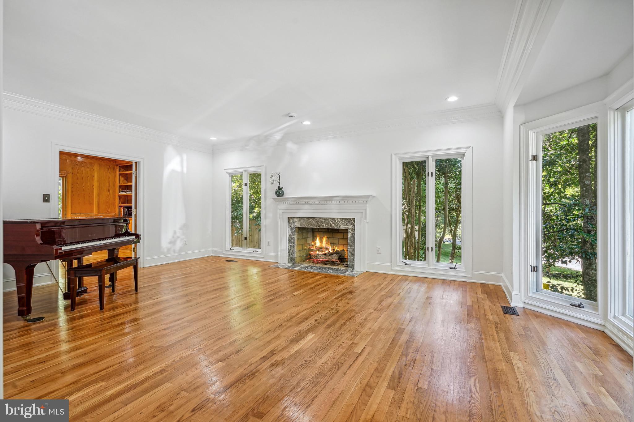 FARMINGTON - Residential
