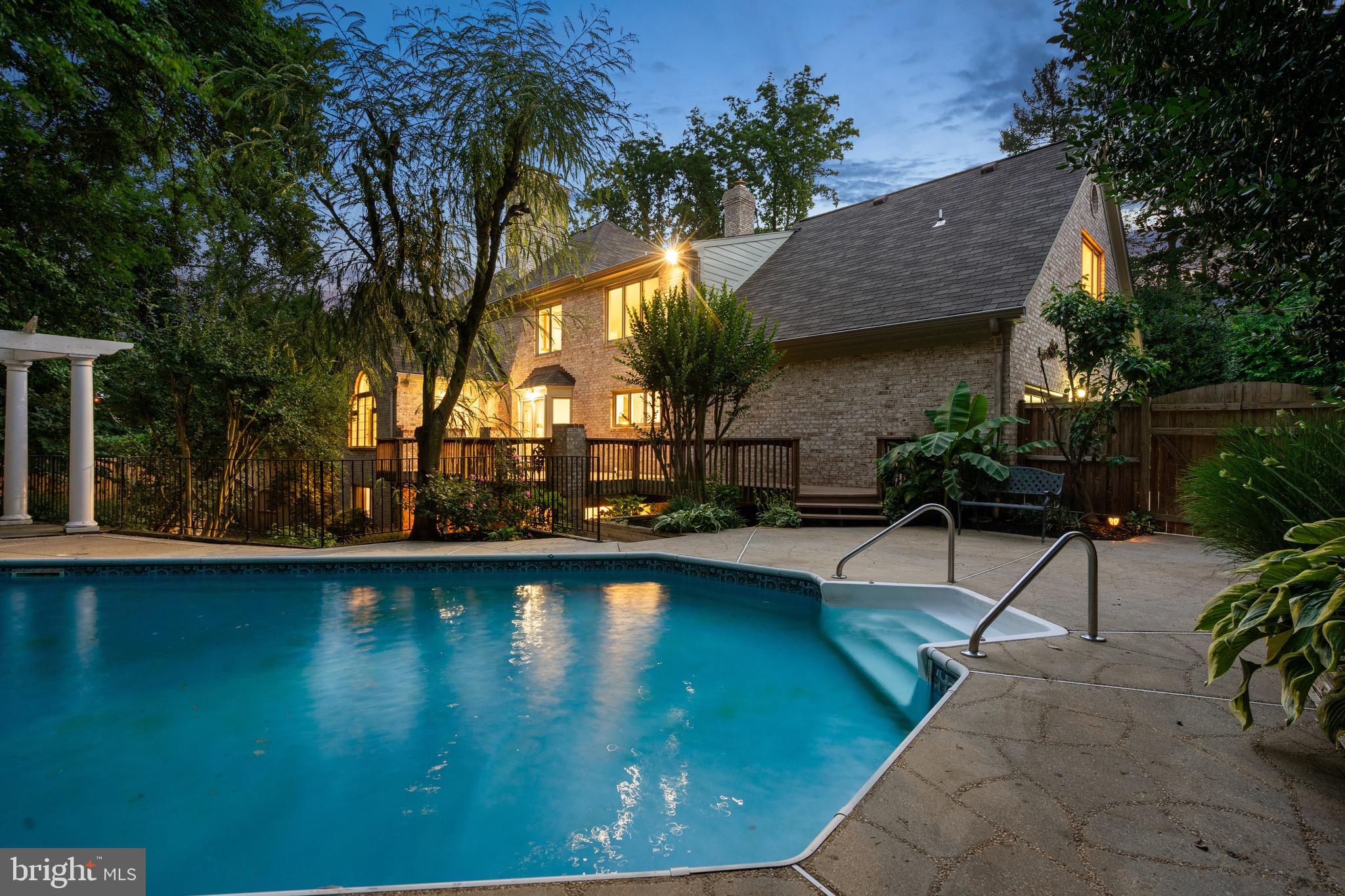 FARMINGTON - Residential