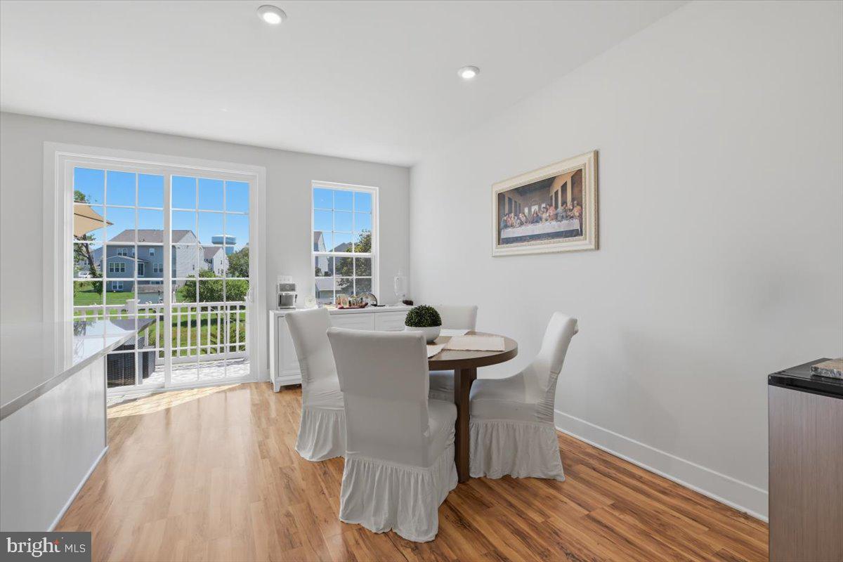 BRADLEY SQUARE - Residential
