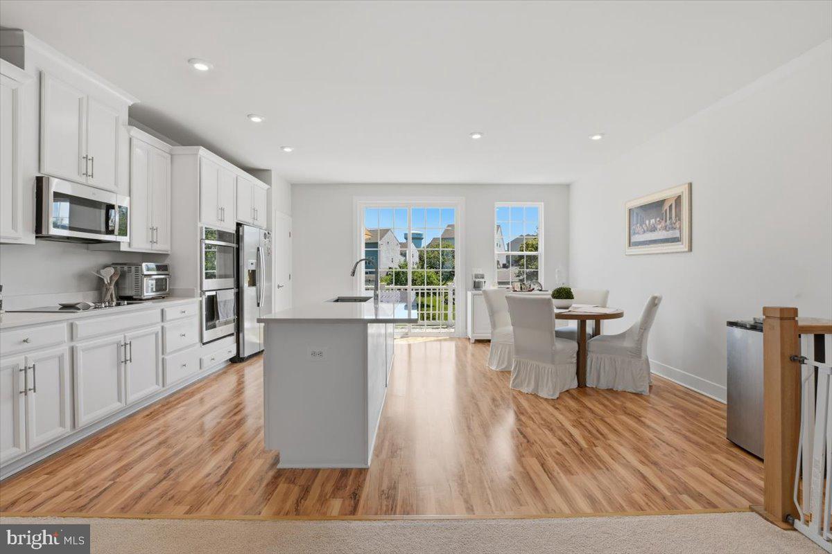 BRADLEY SQUARE - Residential
