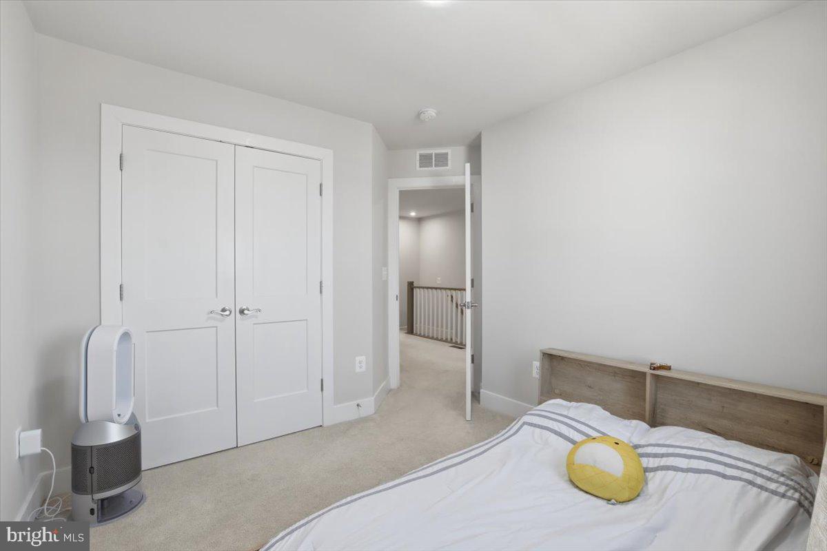 BRADLEY SQUARE - Residential