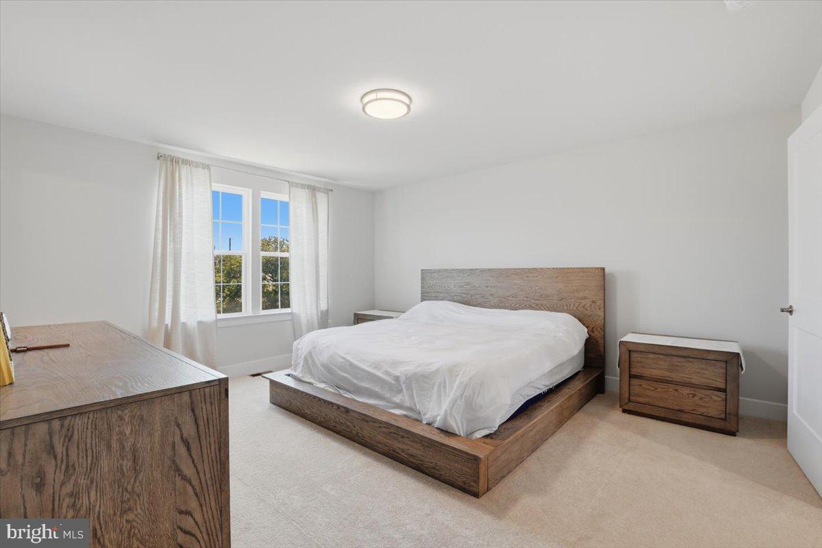 BRADLEY SQUARE - Residential