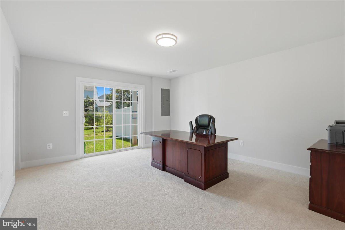 BRADLEY SQUARE - Residential