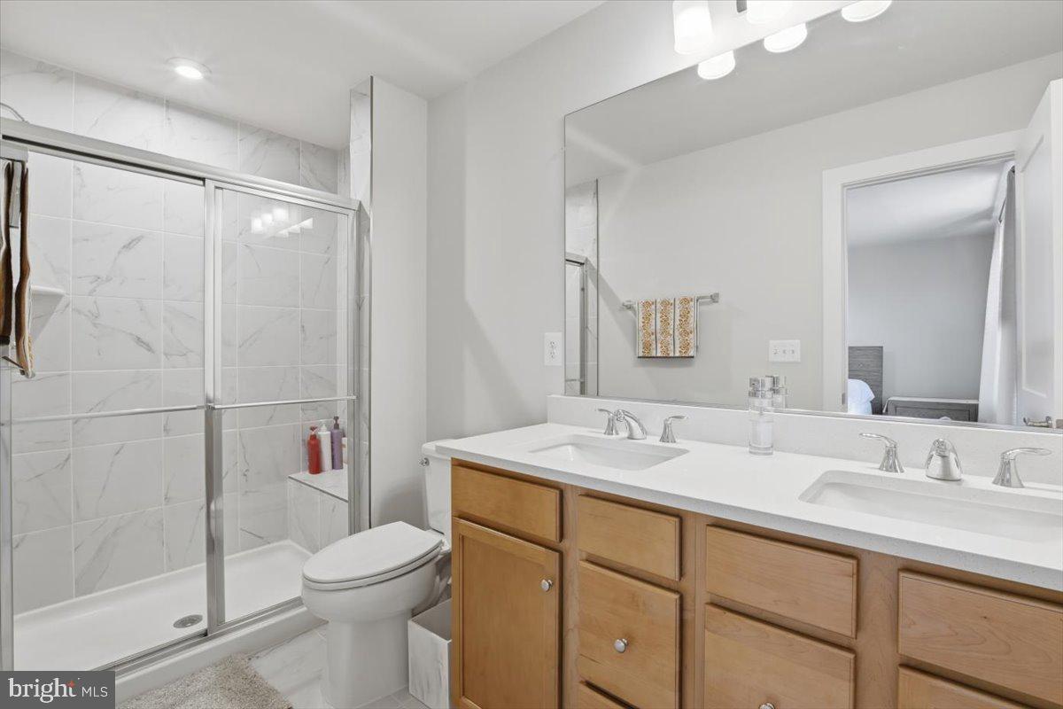 BRADLEY SQUARE - Residential