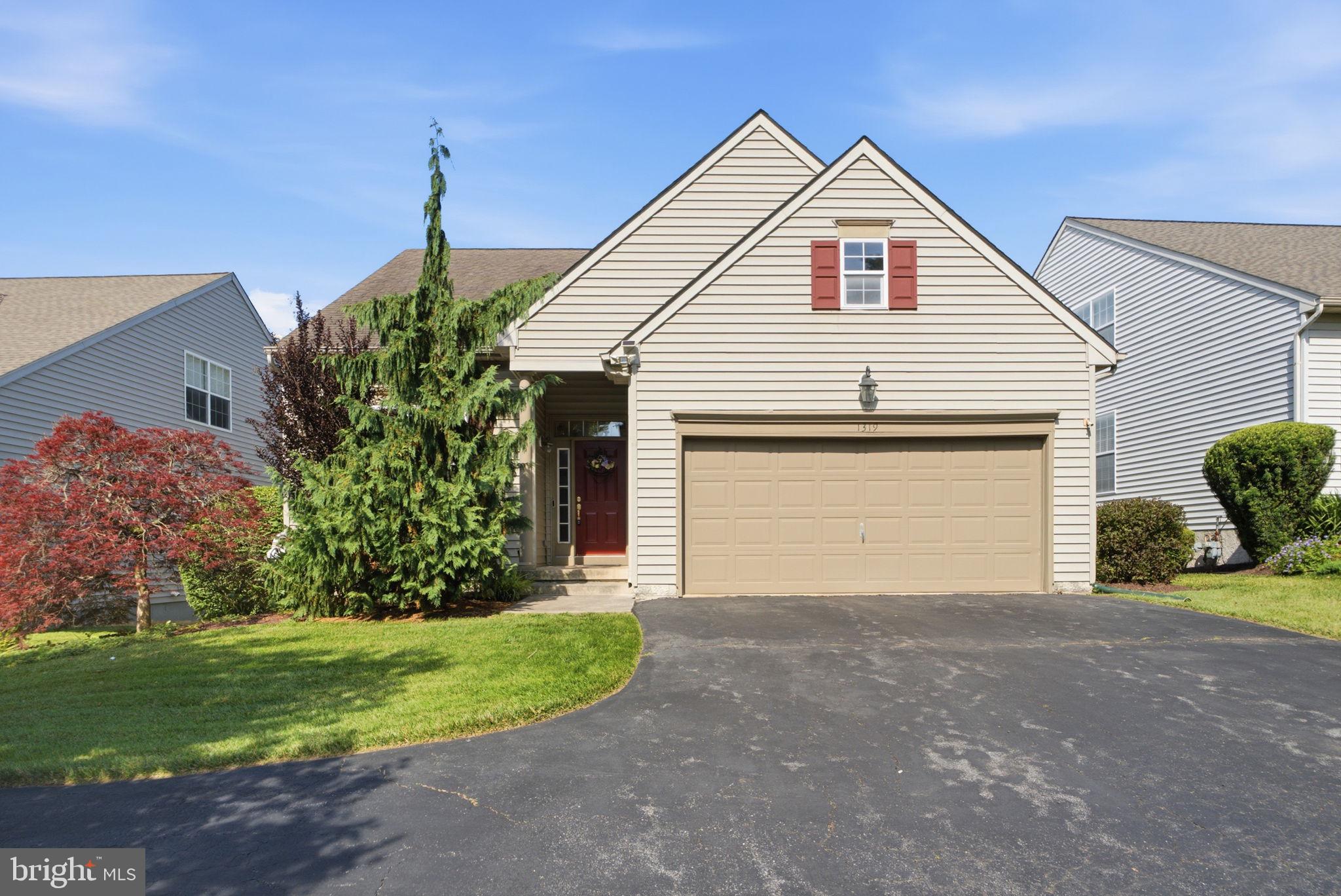 SOMERSET LAKE - Residential