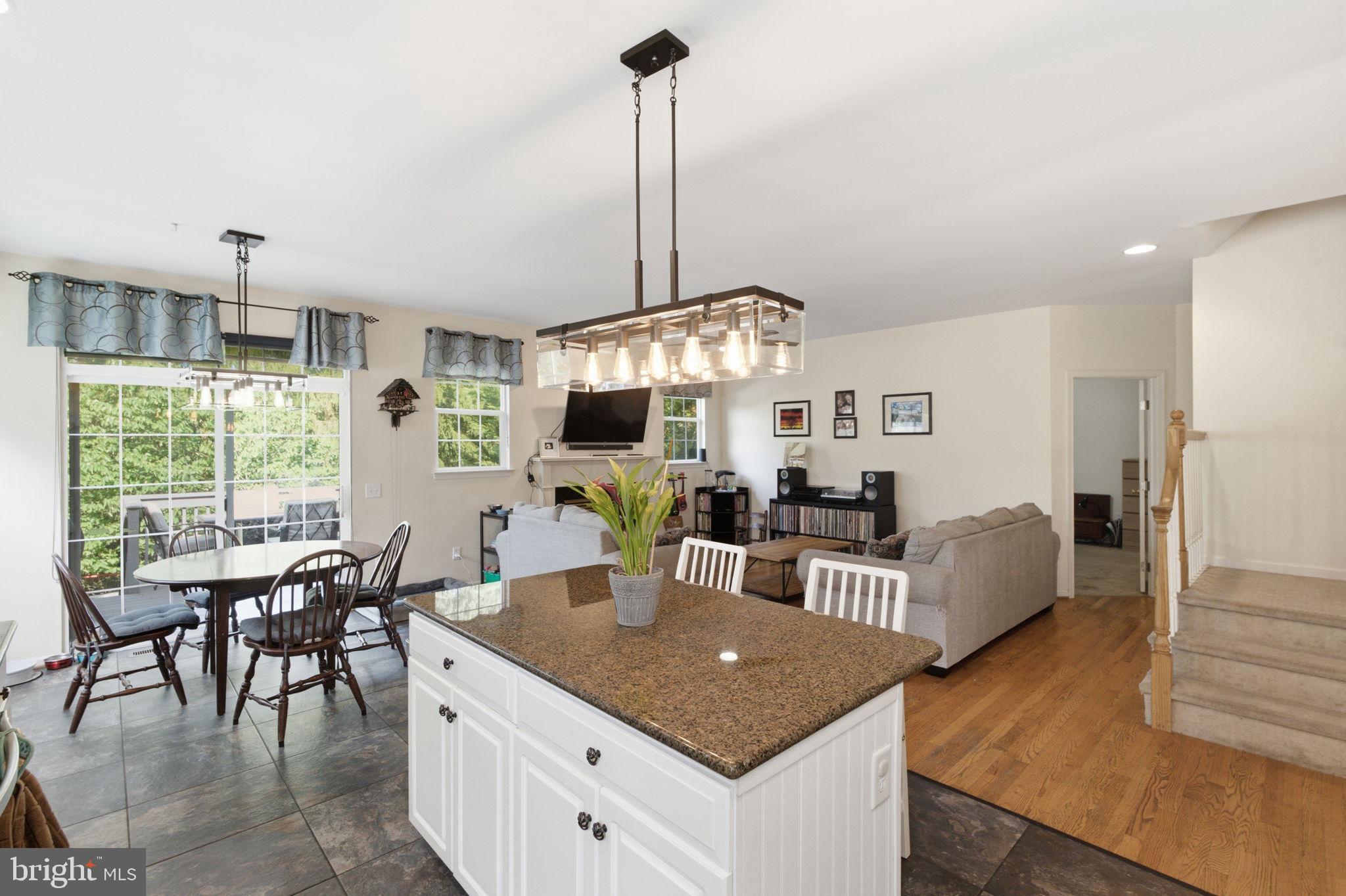 SOMERSET LAKE - Residential