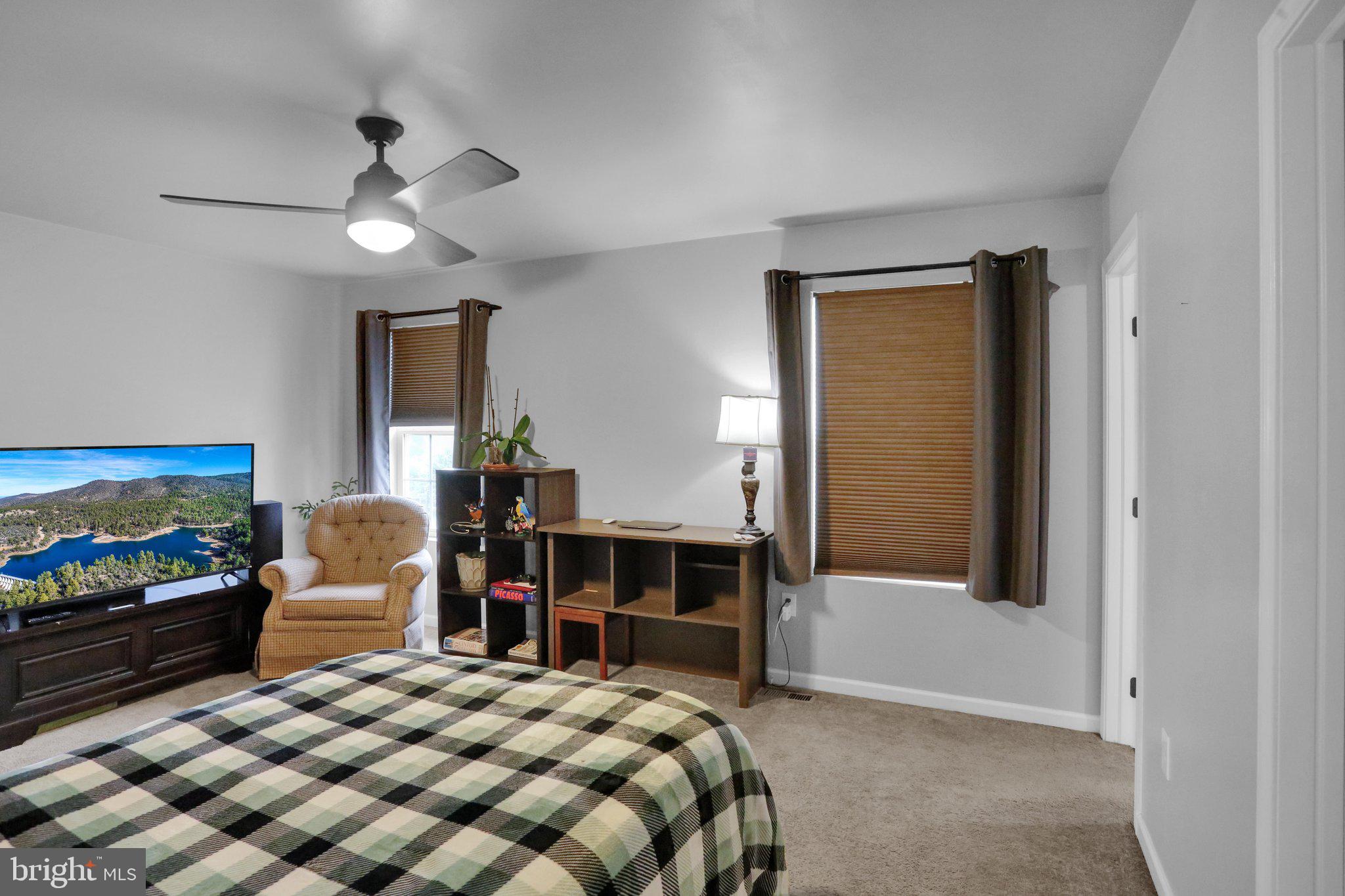 MIDDLECREEK FARMS - Residential