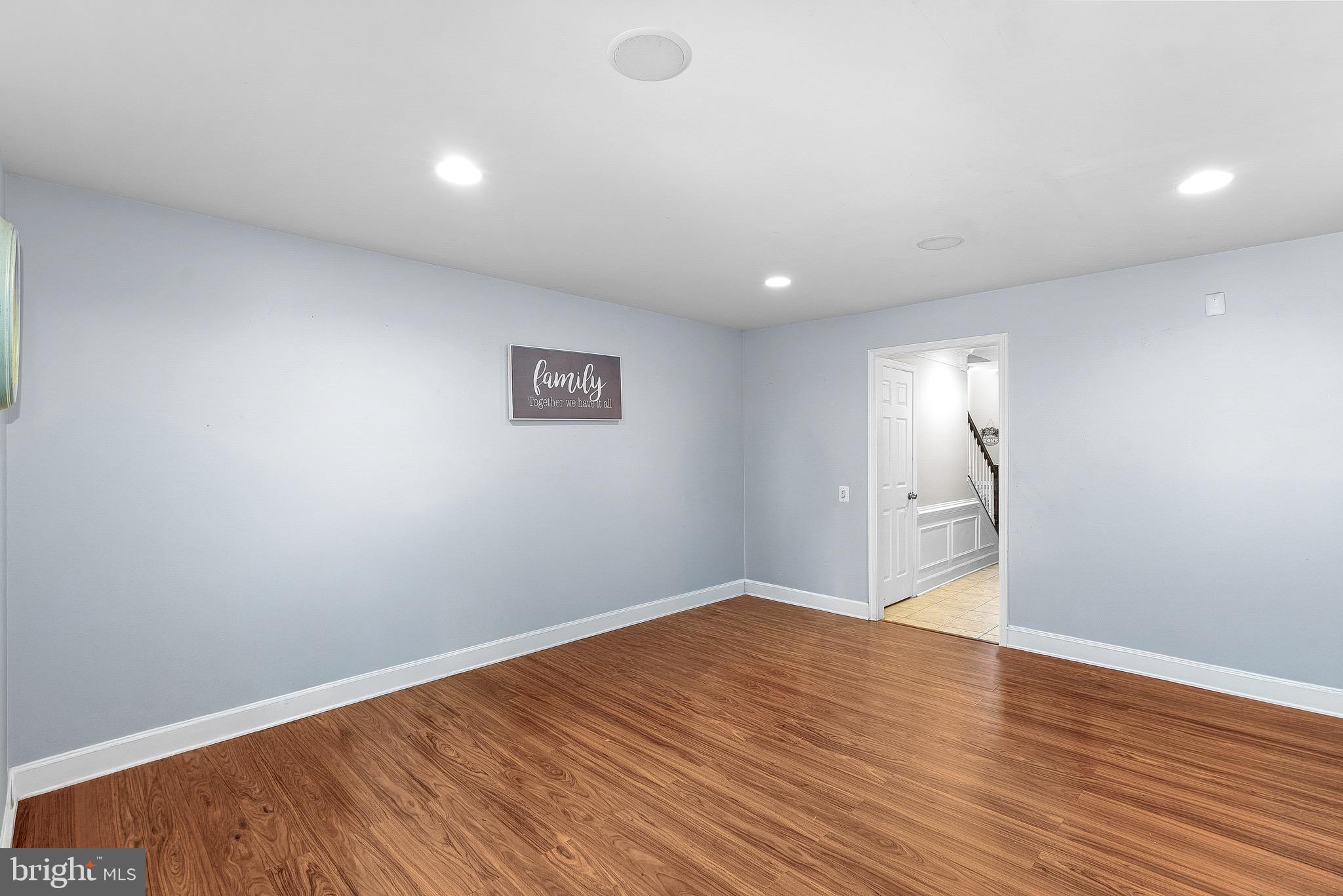 OAKLAWN - Residential