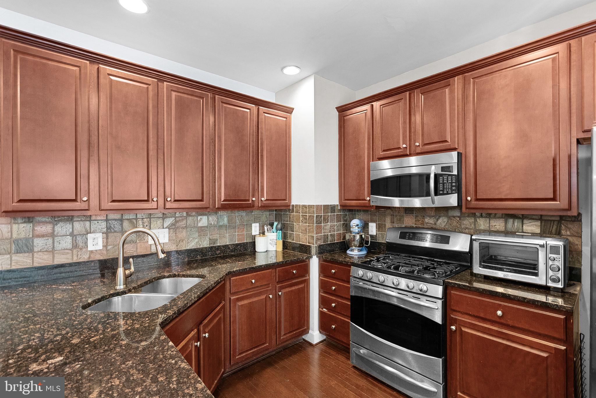 OAKLAWN - Residential