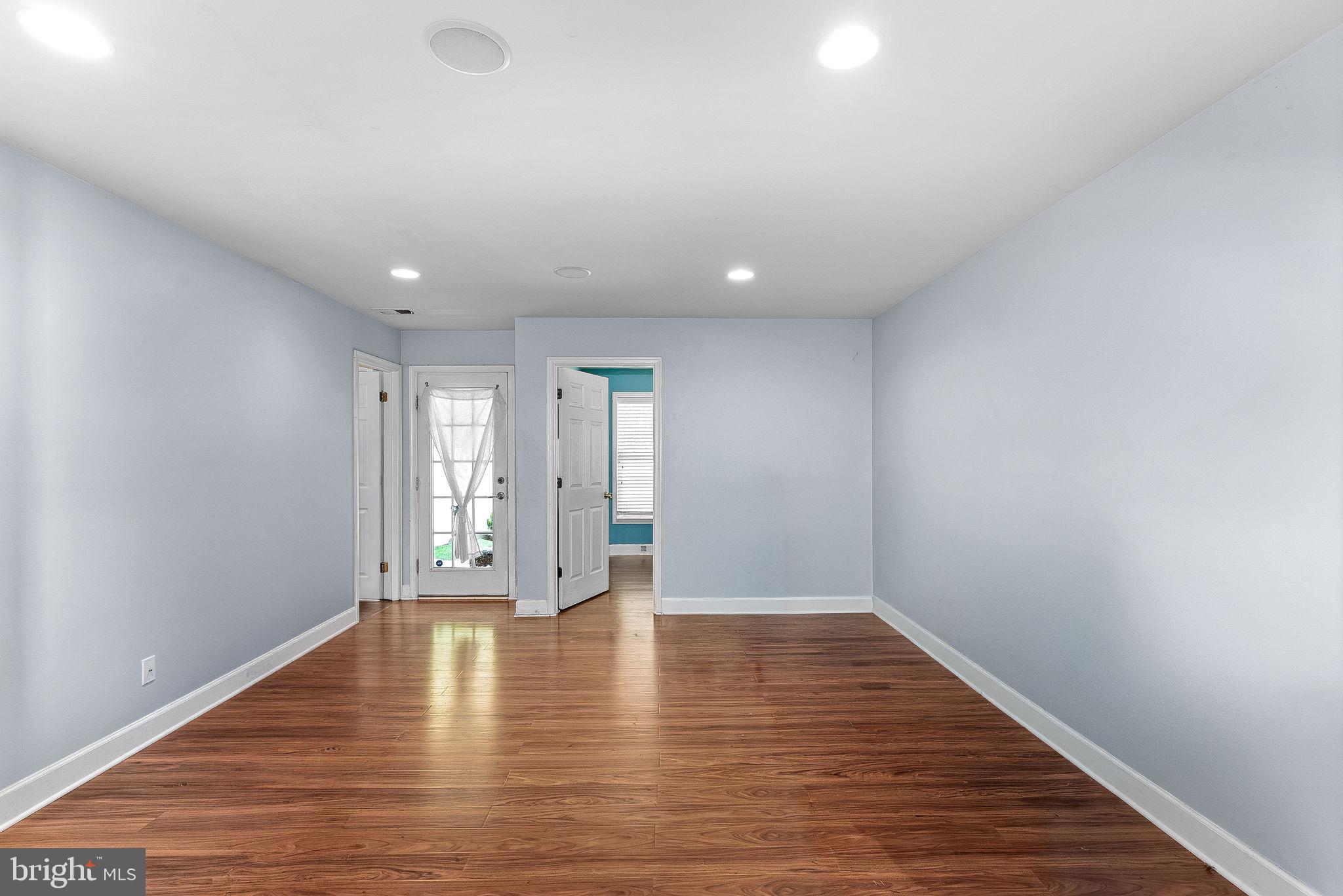 OAKLAWN - Residential