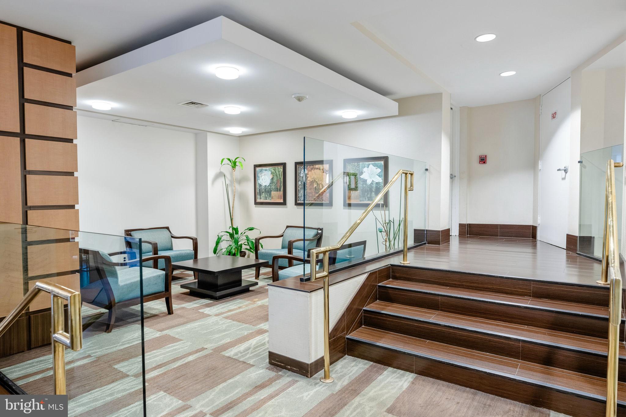 WATERGATE AT LANDMARK - Residential