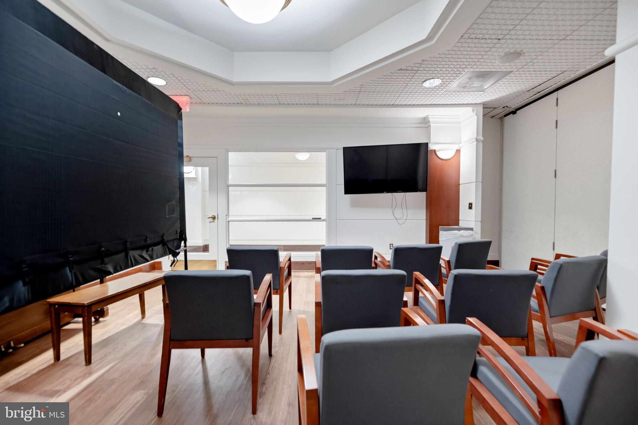 WATERGATE AT LANDMARK - Residential