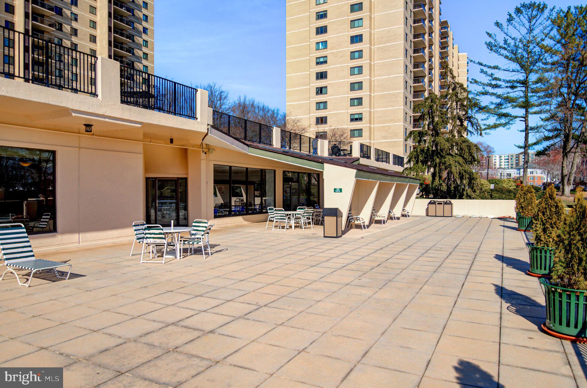 WATERGATE AT LANDMARK - Residential