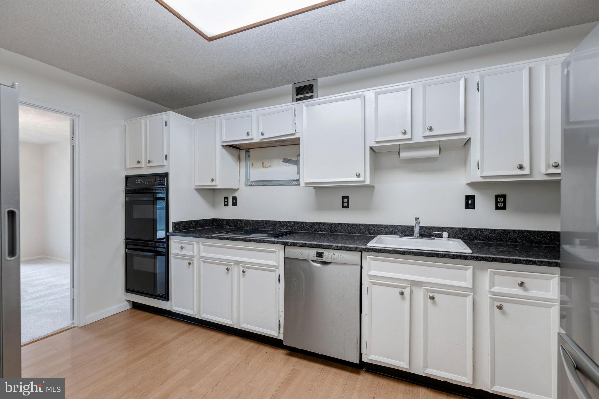 WATERGATE AT LANDMARK - Residential