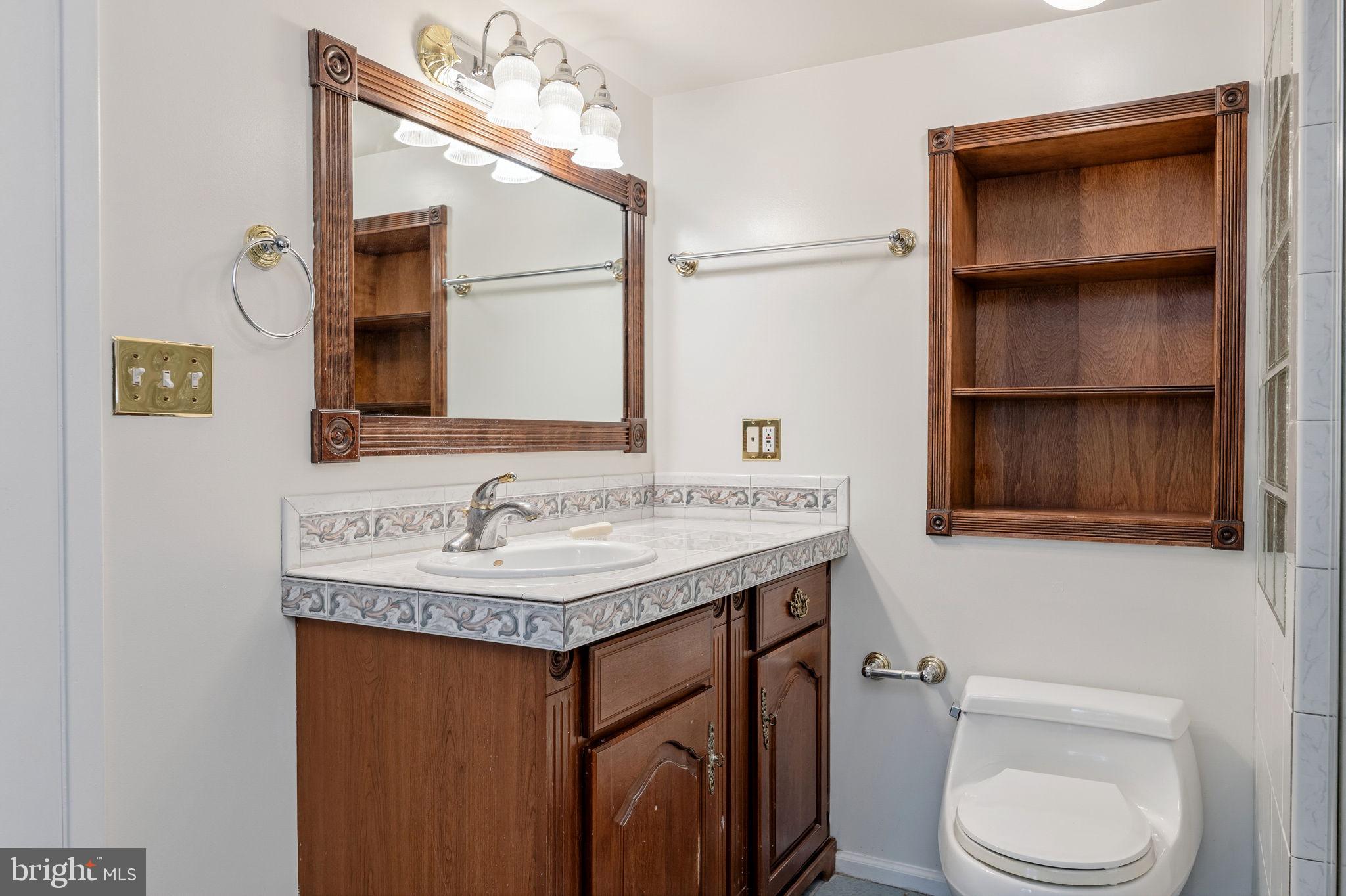 WATERGATE AT LANDMARK - Residential