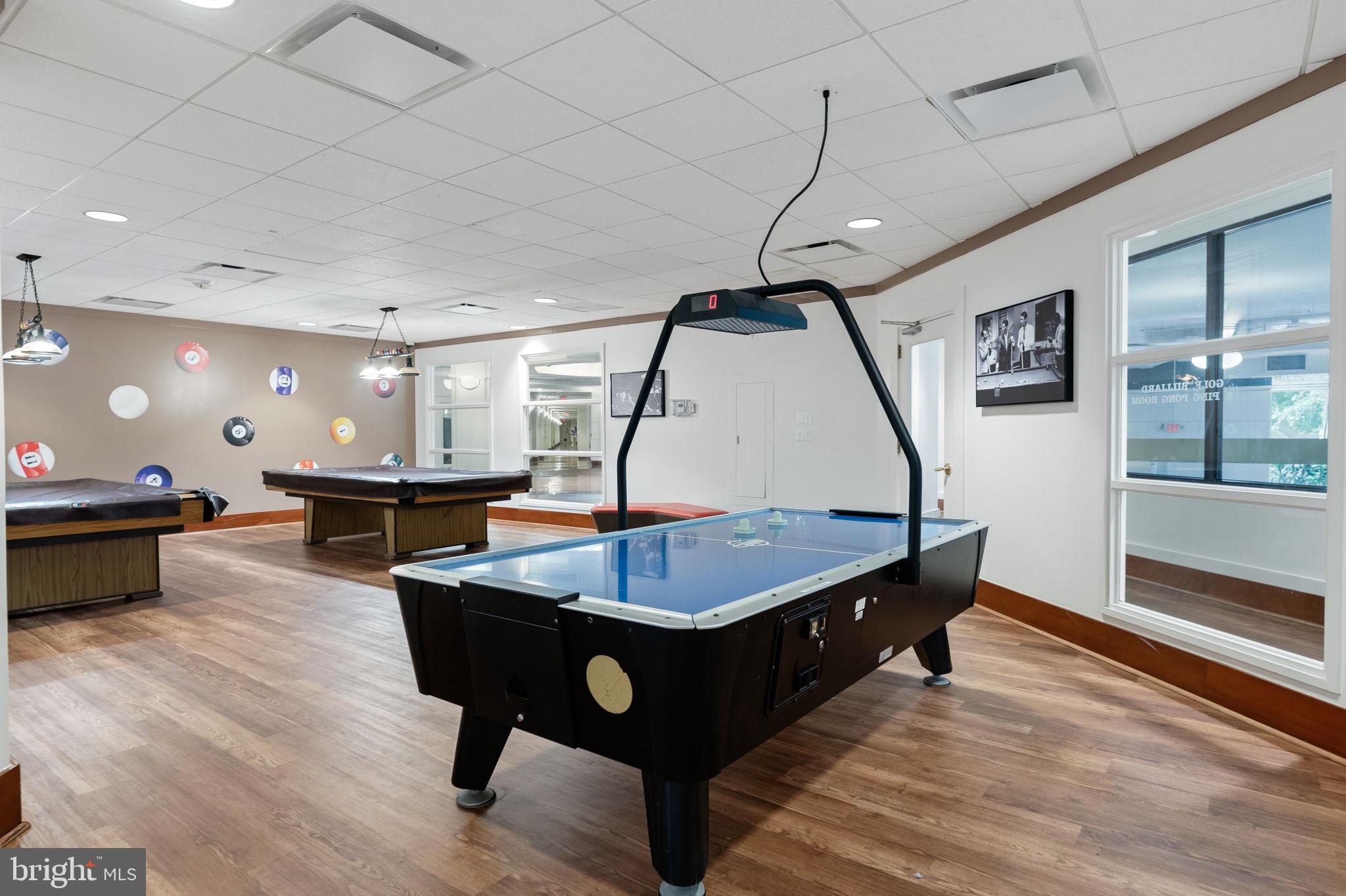 WATERGATE AT LANDMARK - Residential