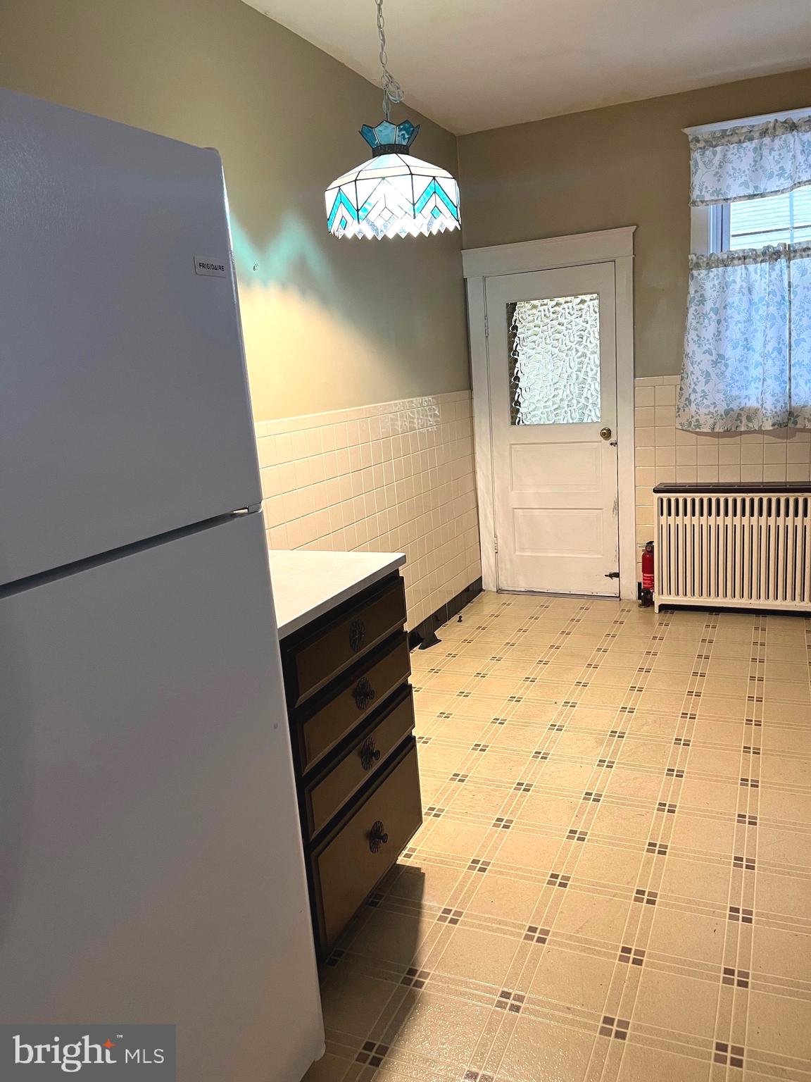 PORT RICHMOND - Residential Lease