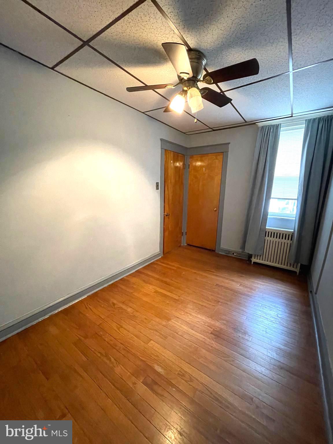 PORT RICHMOND - Residential Lease