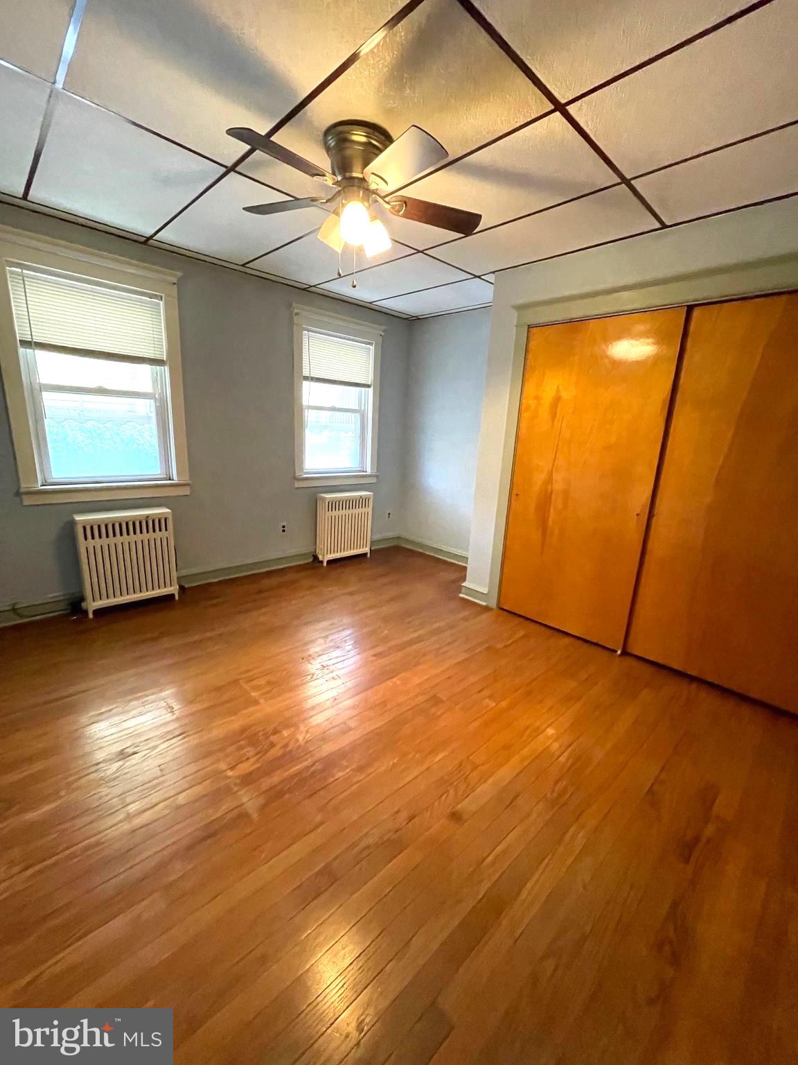 PORT RICHMOND - Residential Lease