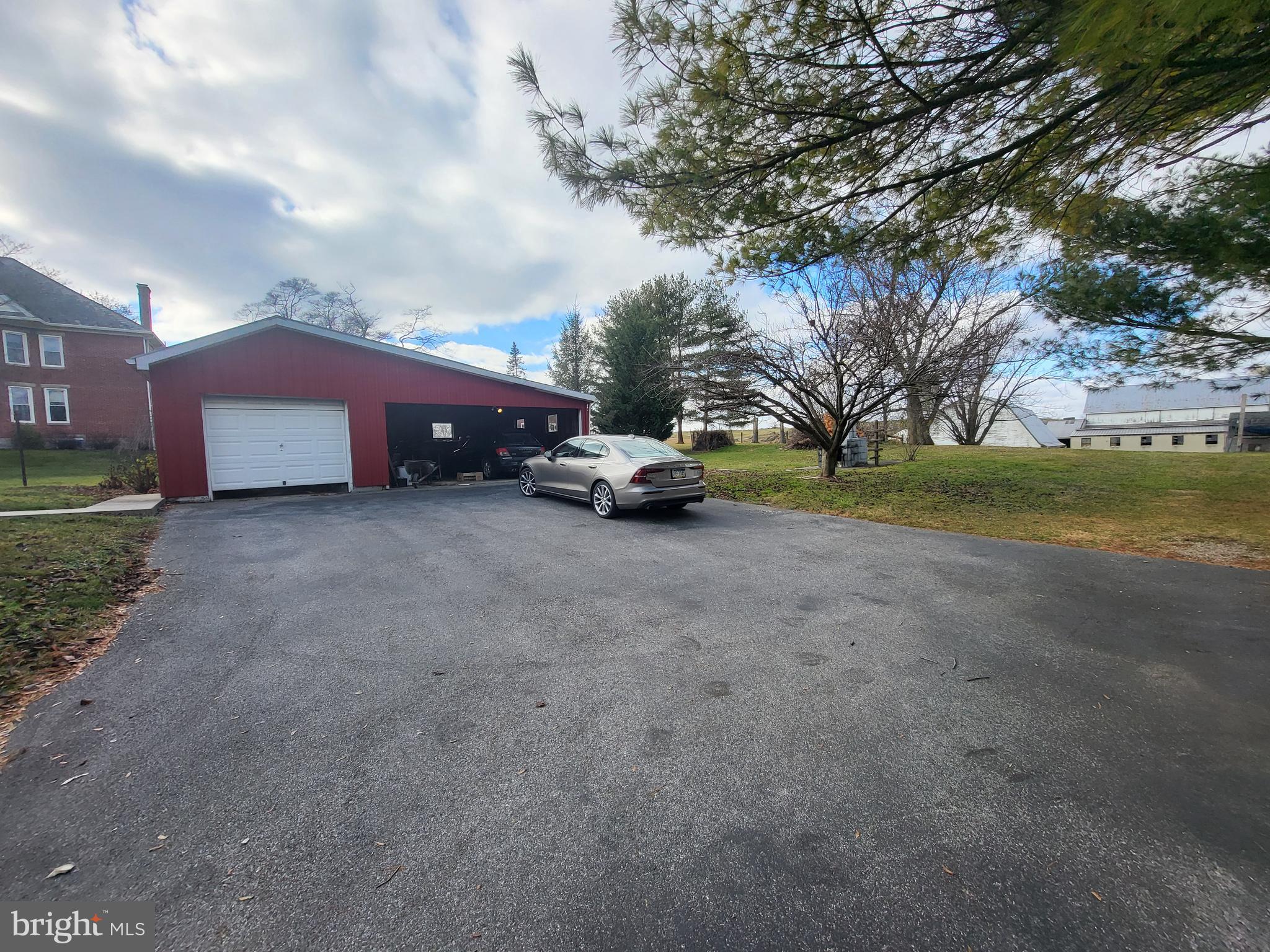 WASHINGTON TWP - Residential