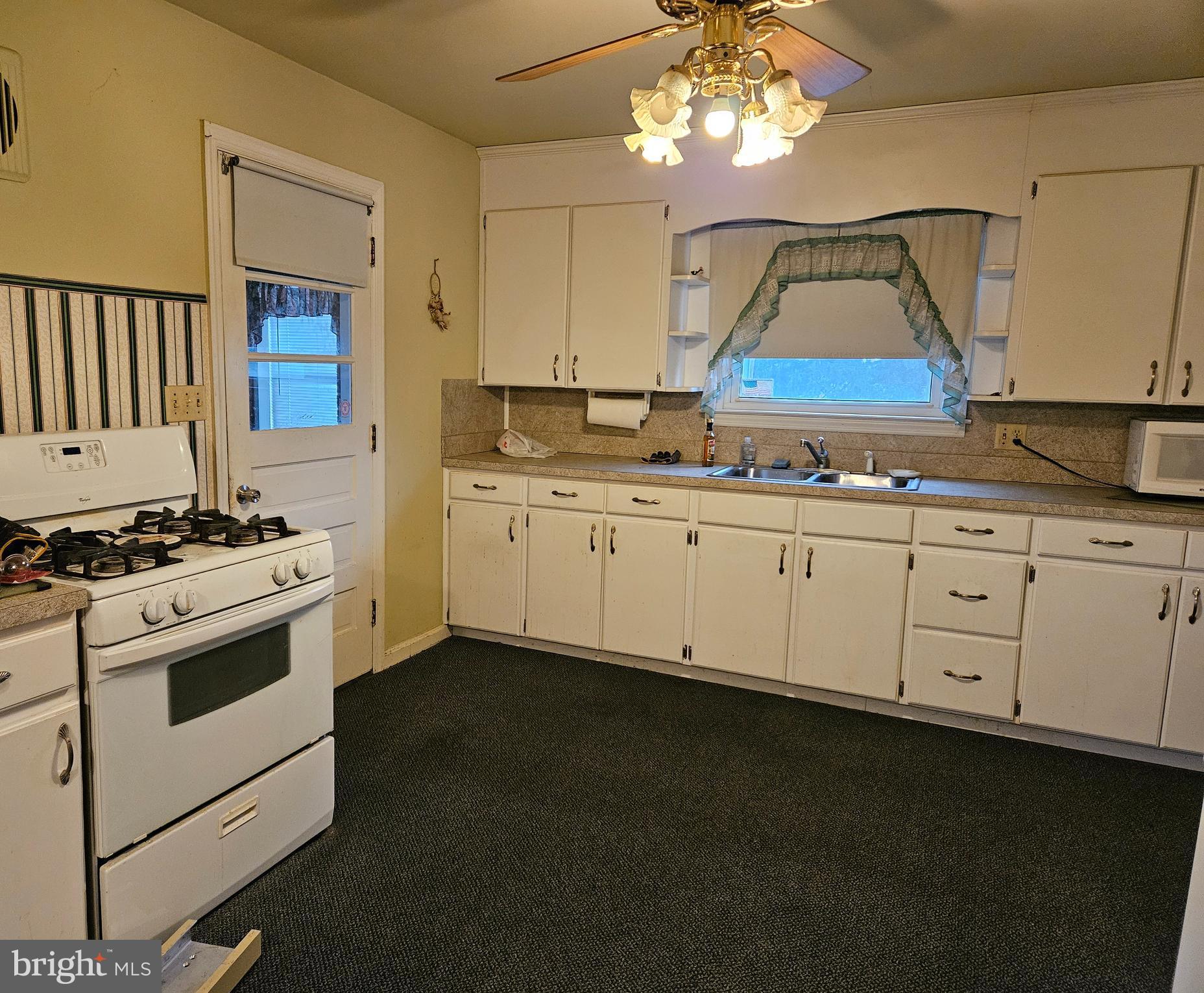 WASHINGTON TWP - Residential