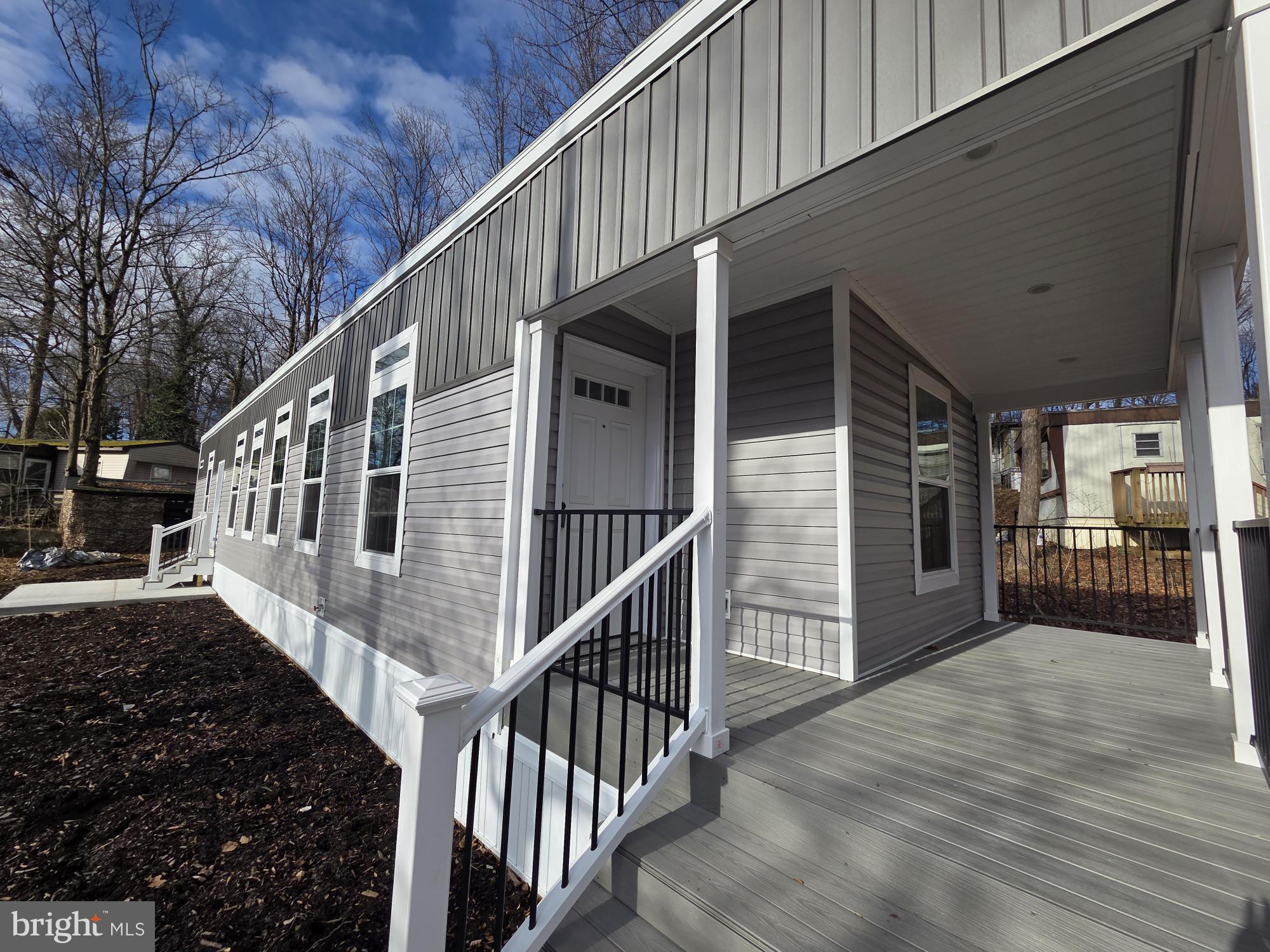 MELODYLAKESCNTRYCLUB - Residential