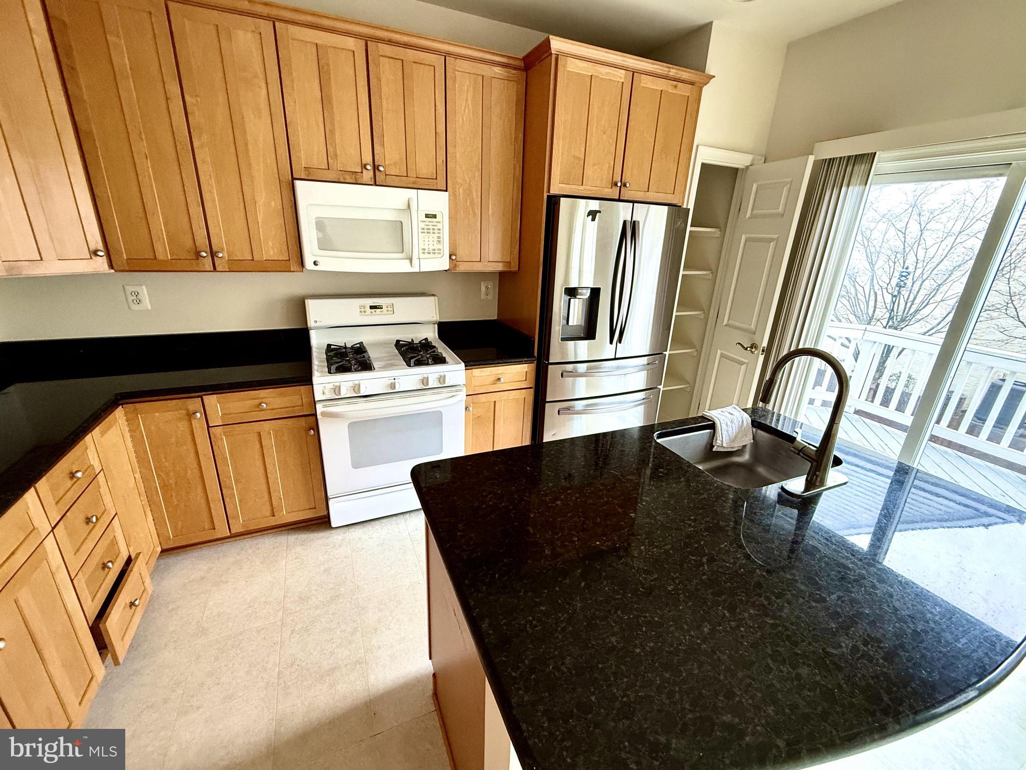 FALLSGROVE - Residential Lease