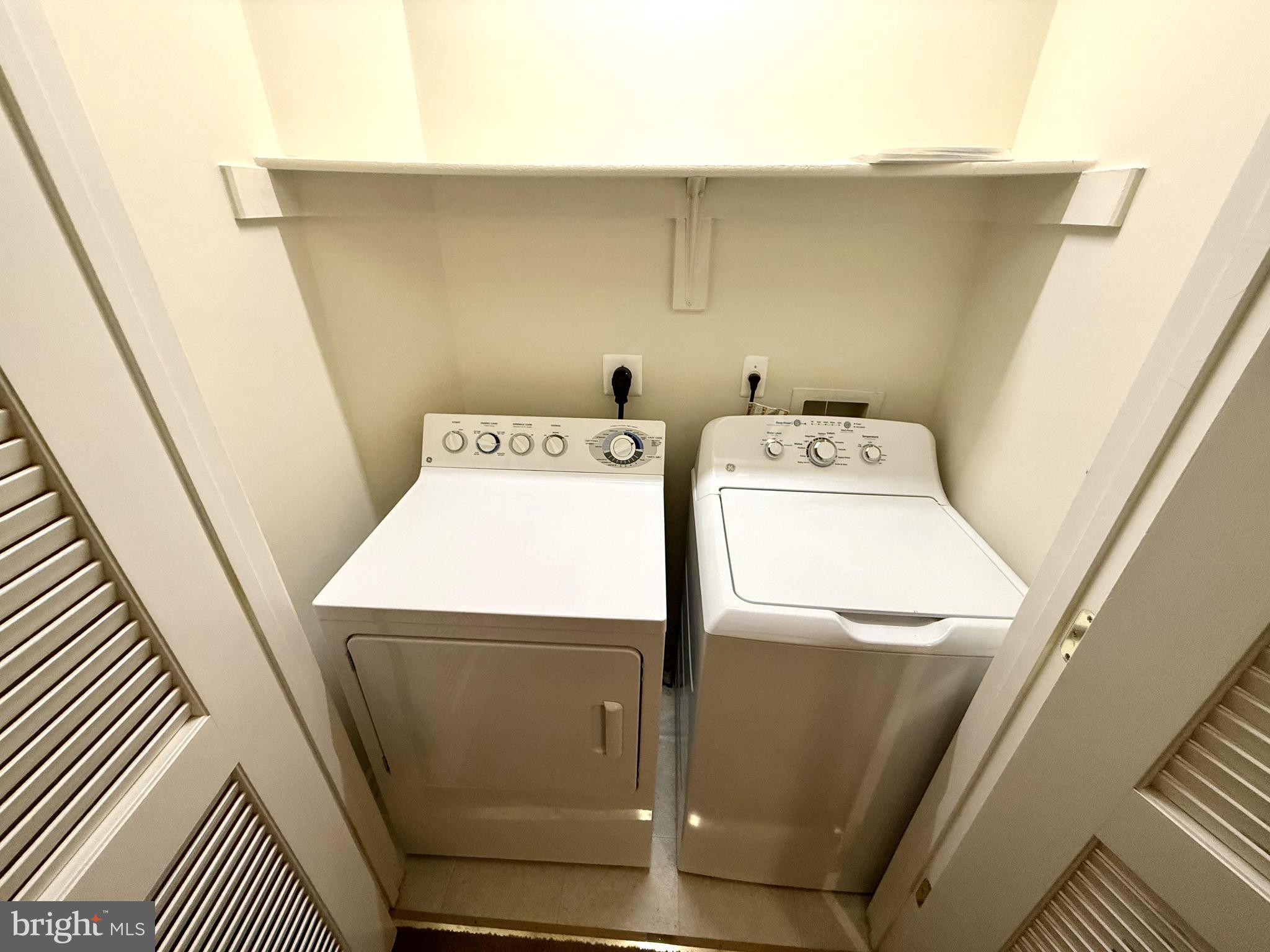 FALLSGROVE - Residential Lease