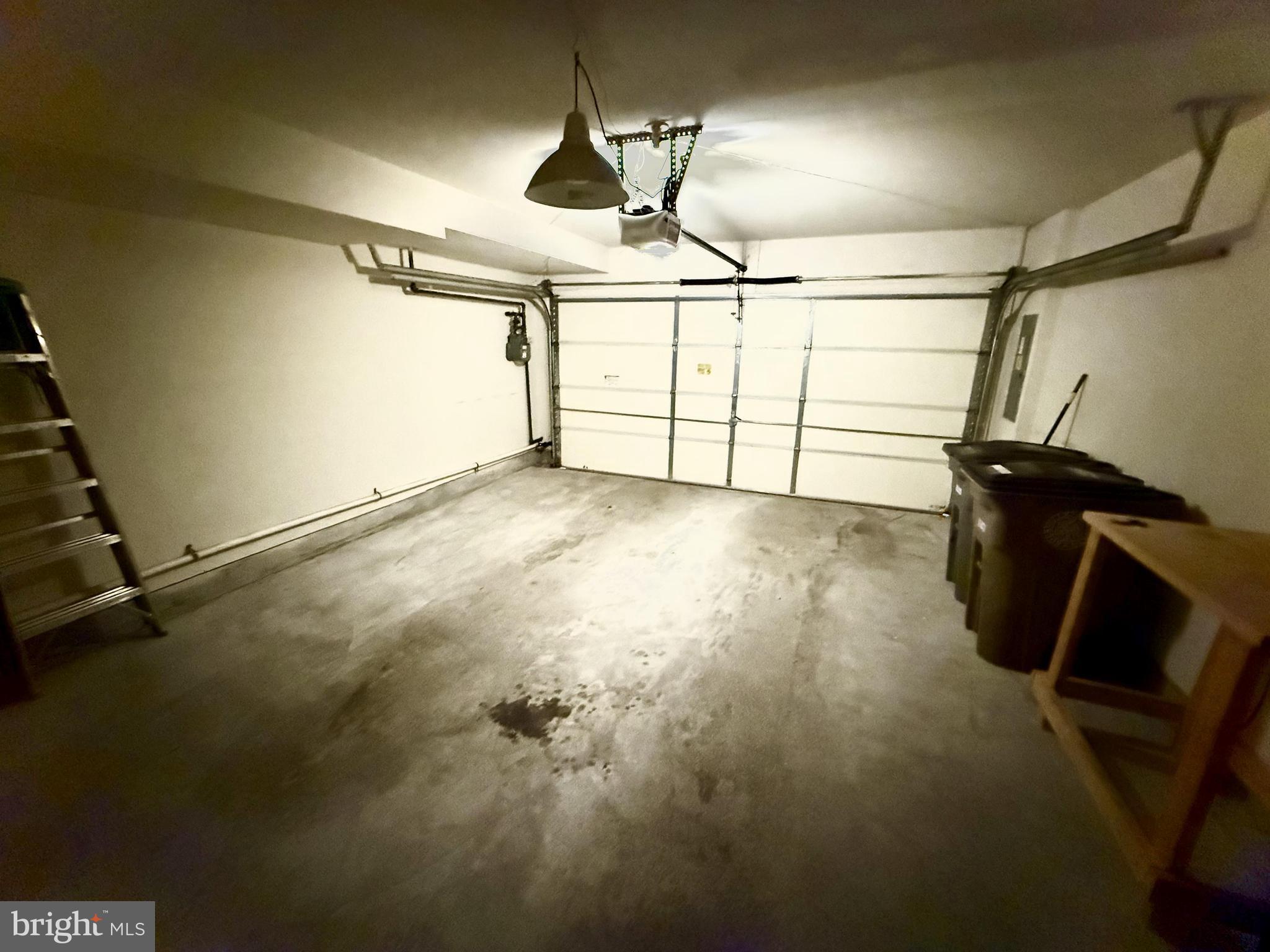 FALLSGROVE - Residential Lease