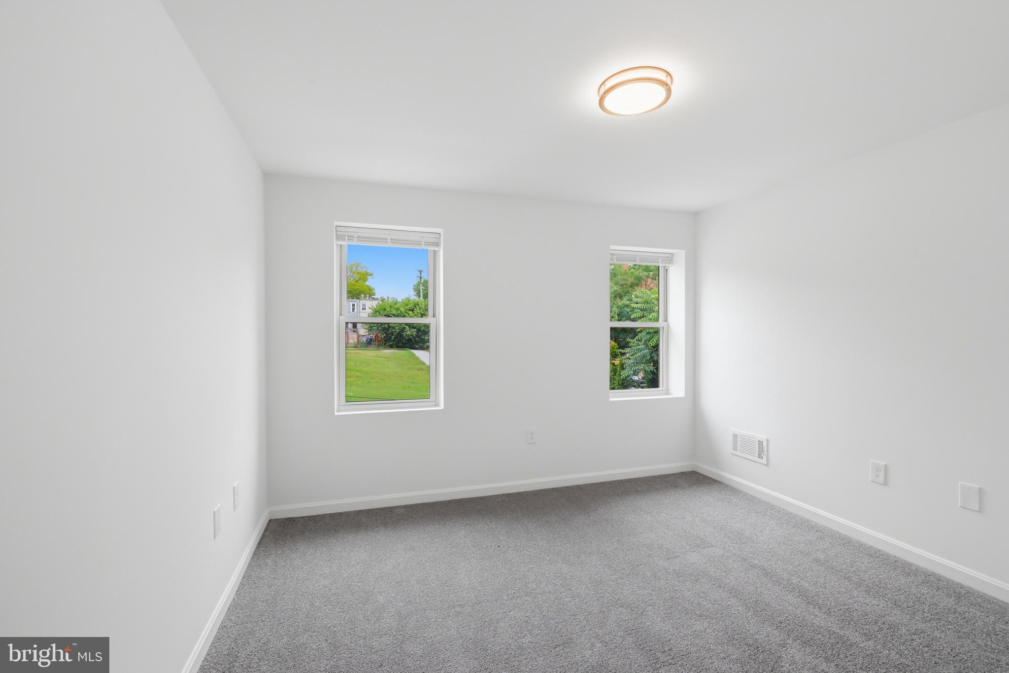 GREENMOUNT WEST - Residential