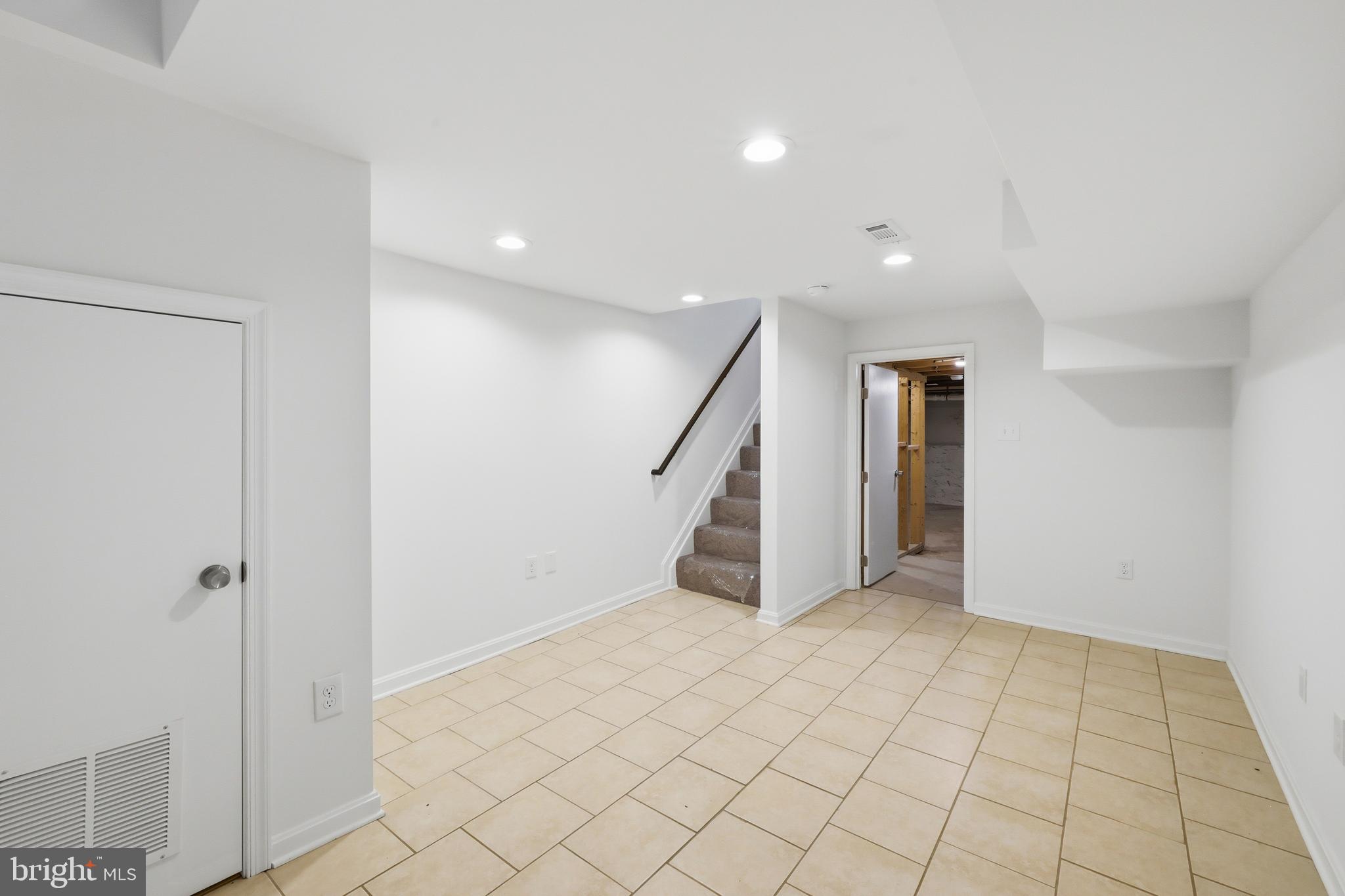 GREENMOUNT WEST - Residential
