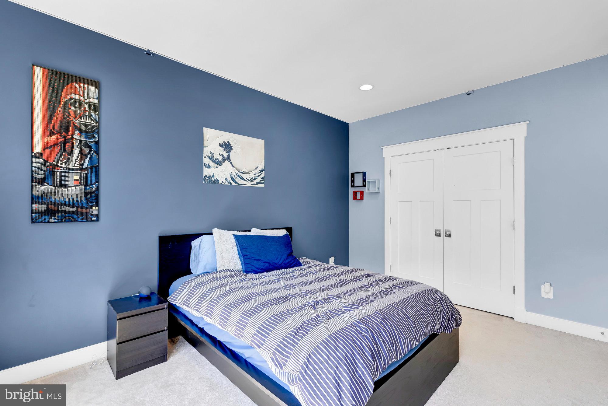 AYR HILL - Residential