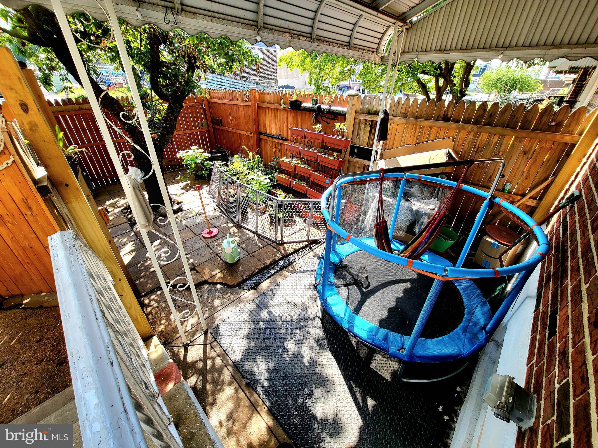 FRANKFORD - Residential