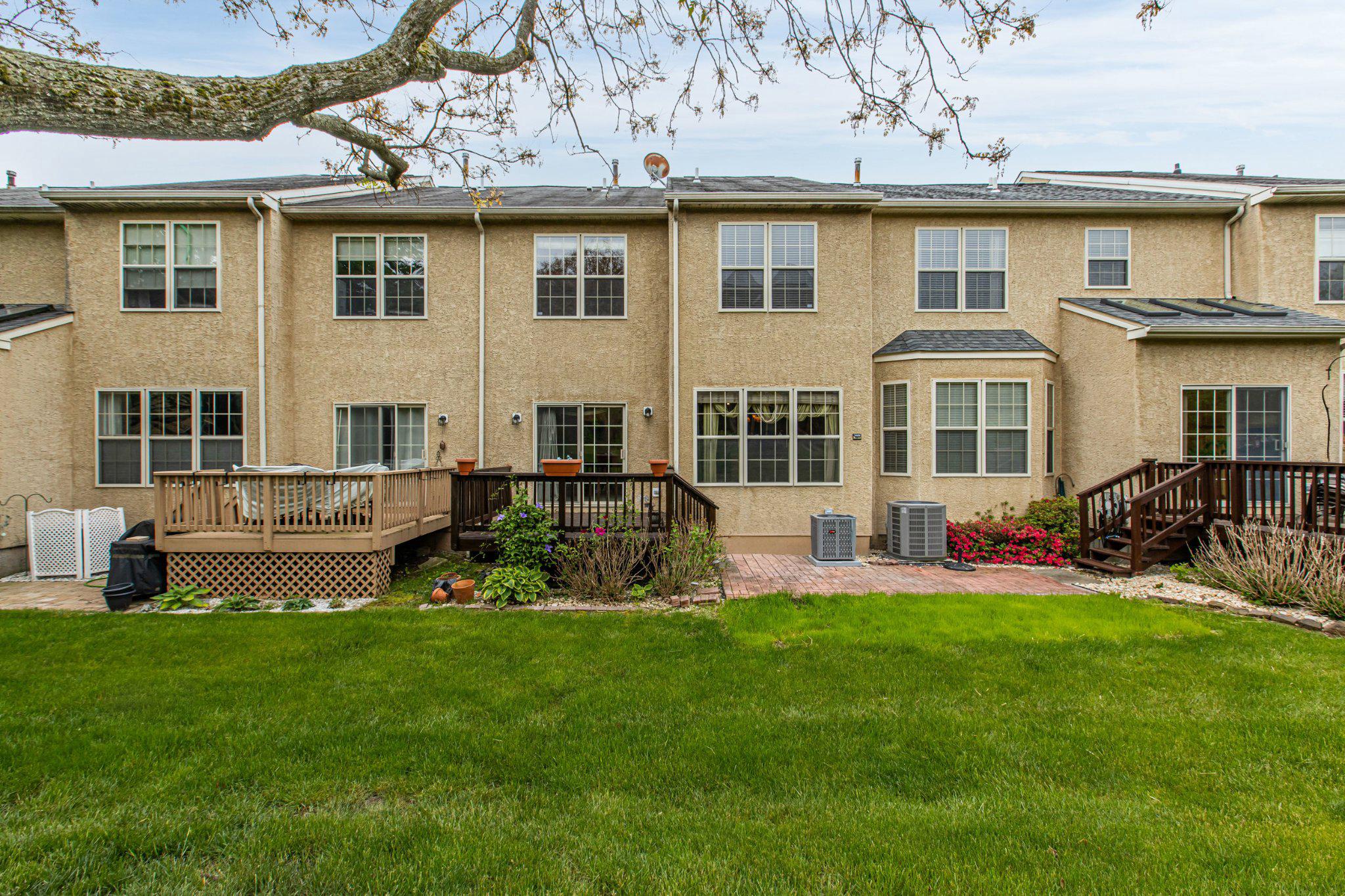 CHADWICK PL - Residential