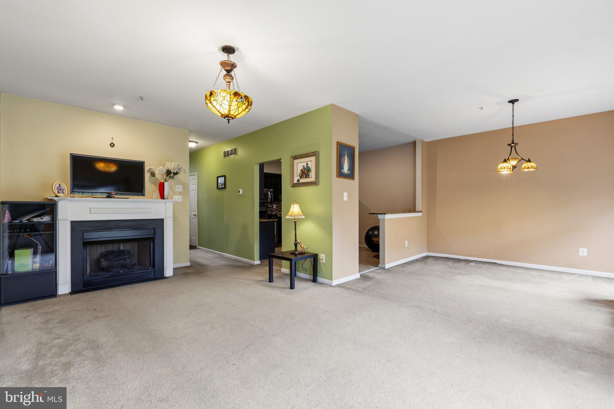 CHADWICK PL - Residential