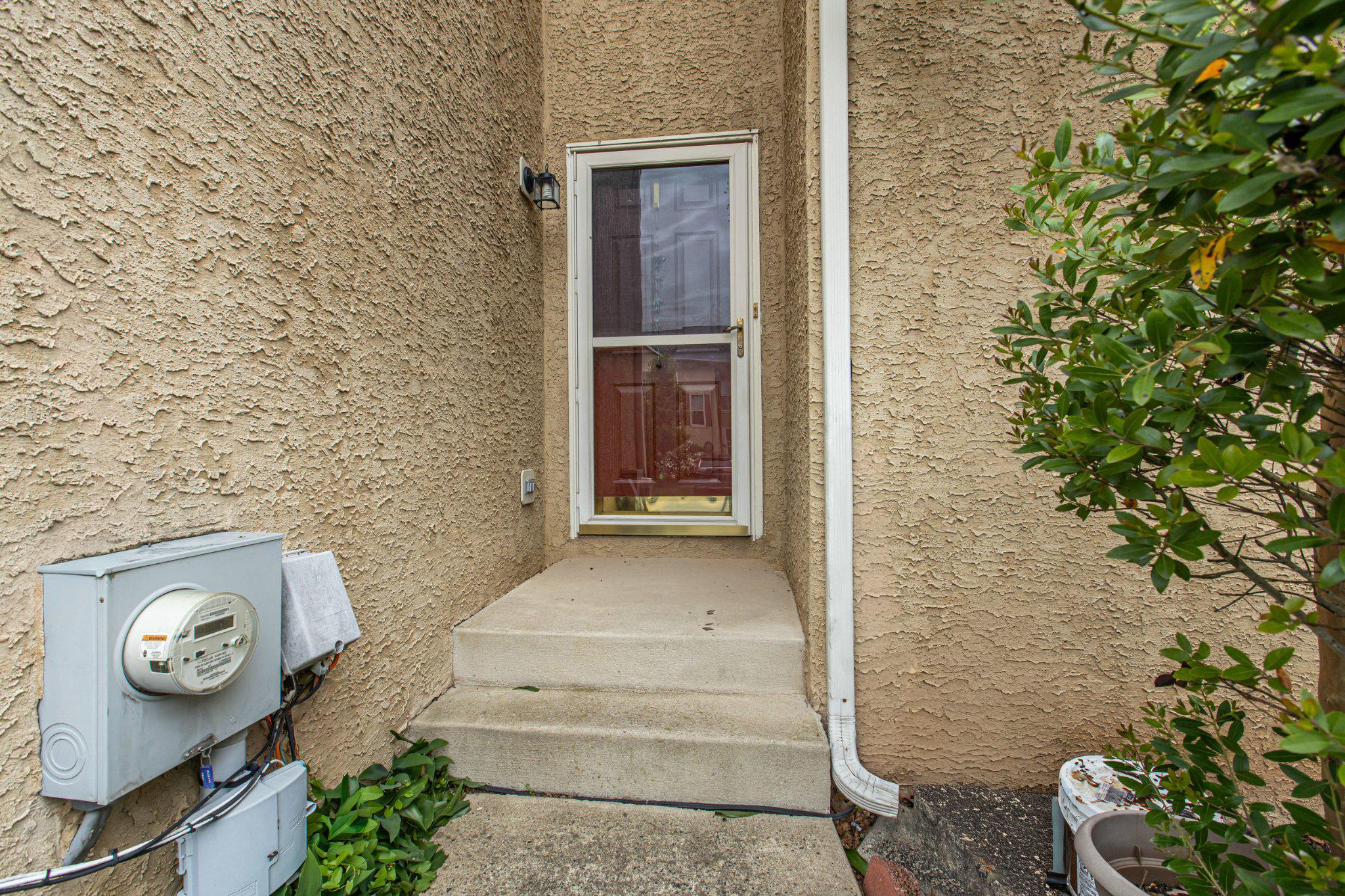 CHADWICK PL - Residential