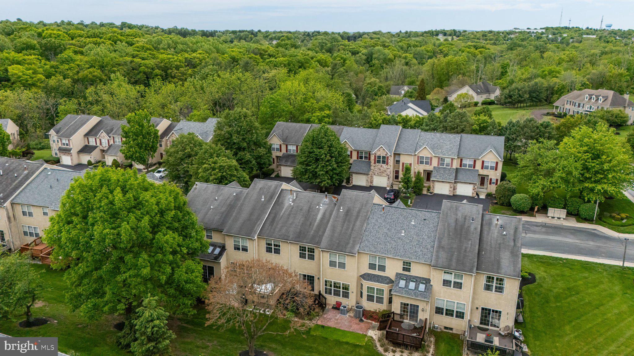 CHADWICK PL - Residential