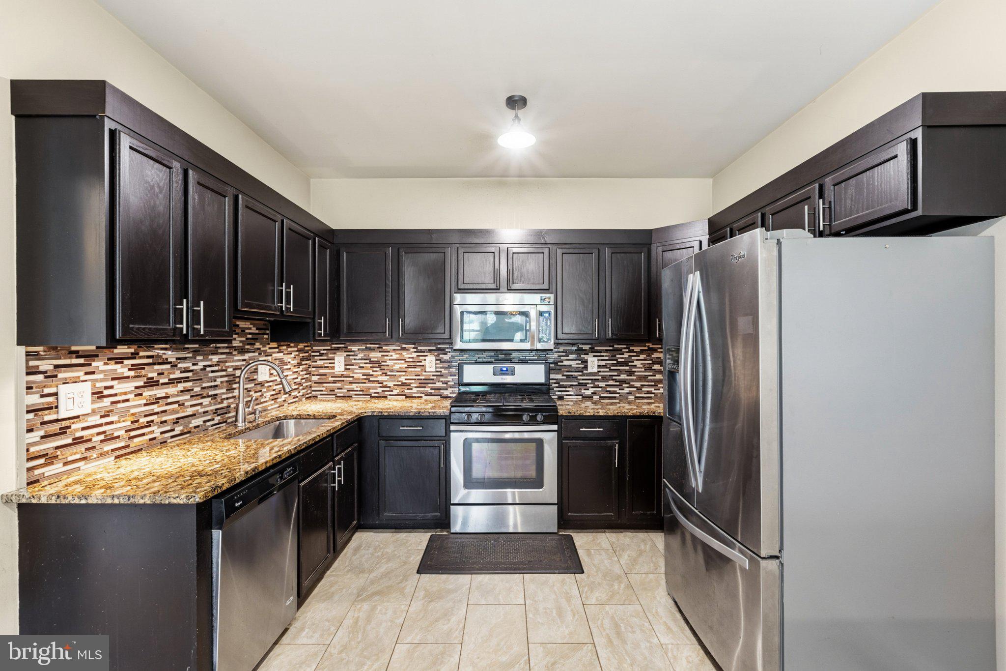 CHADWICK PL - Residential