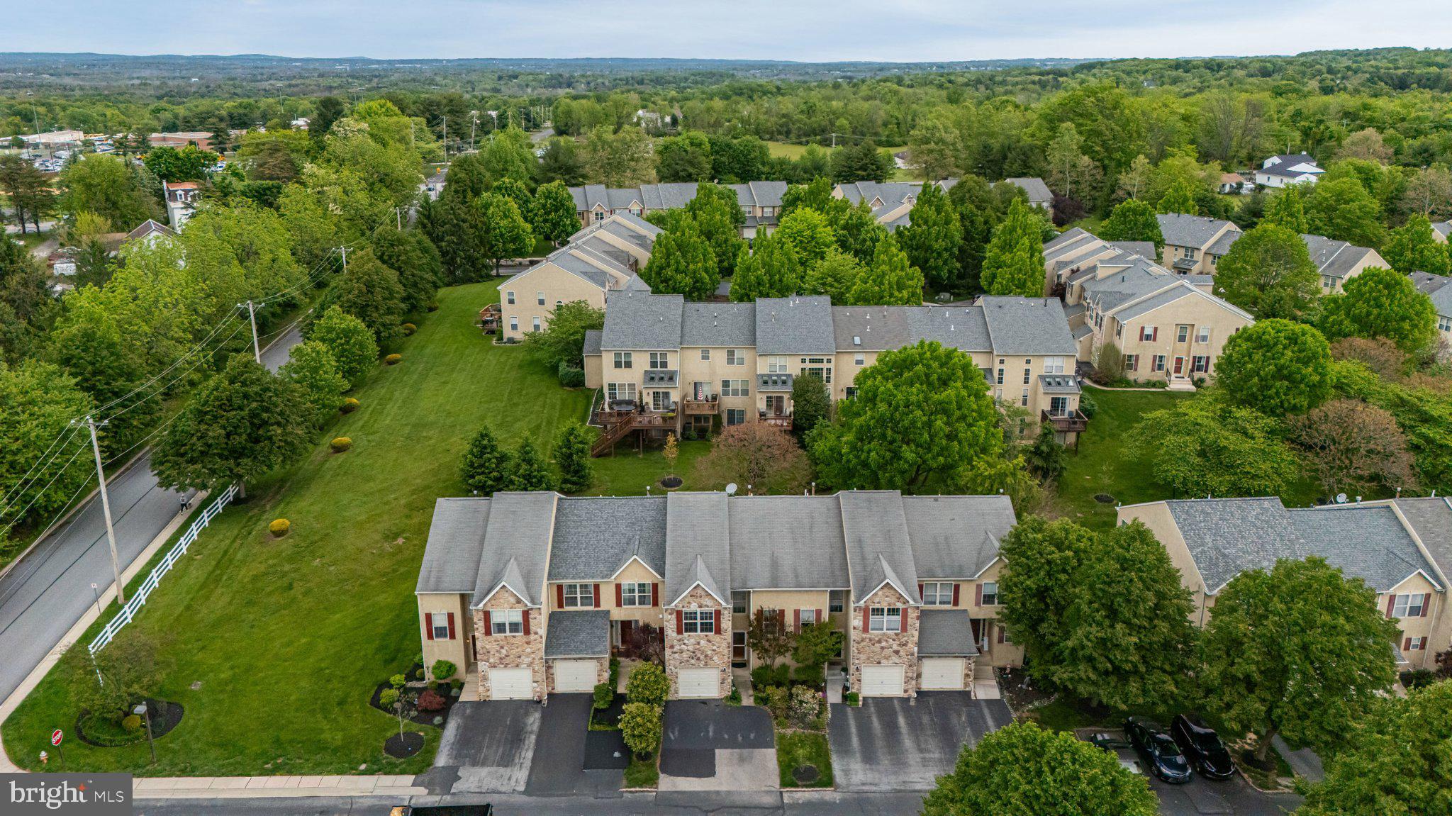 CHADWICK PL - Residential